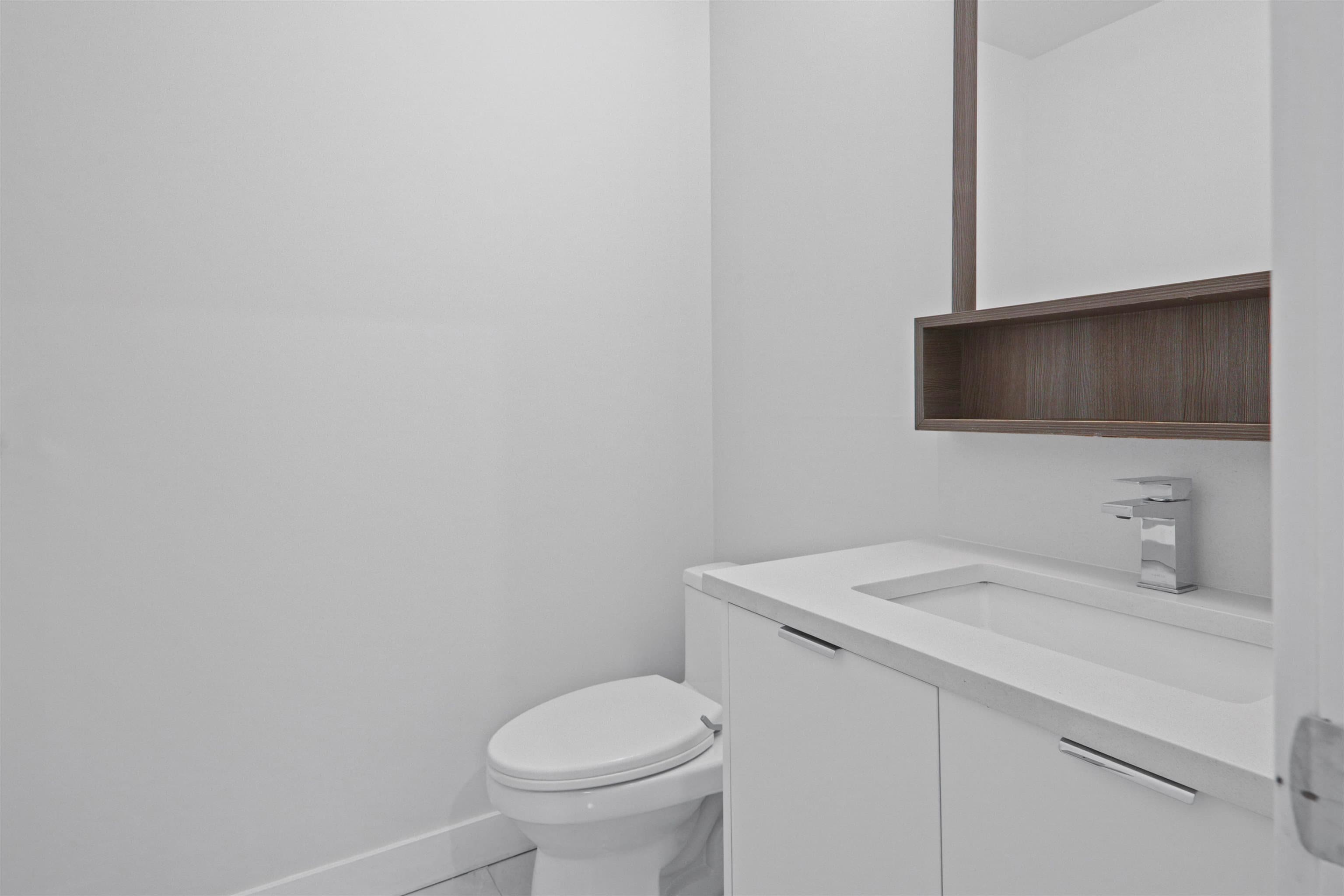 209 - 14438 72 Avenue, Surrey, V3S 0B6 — photo 4