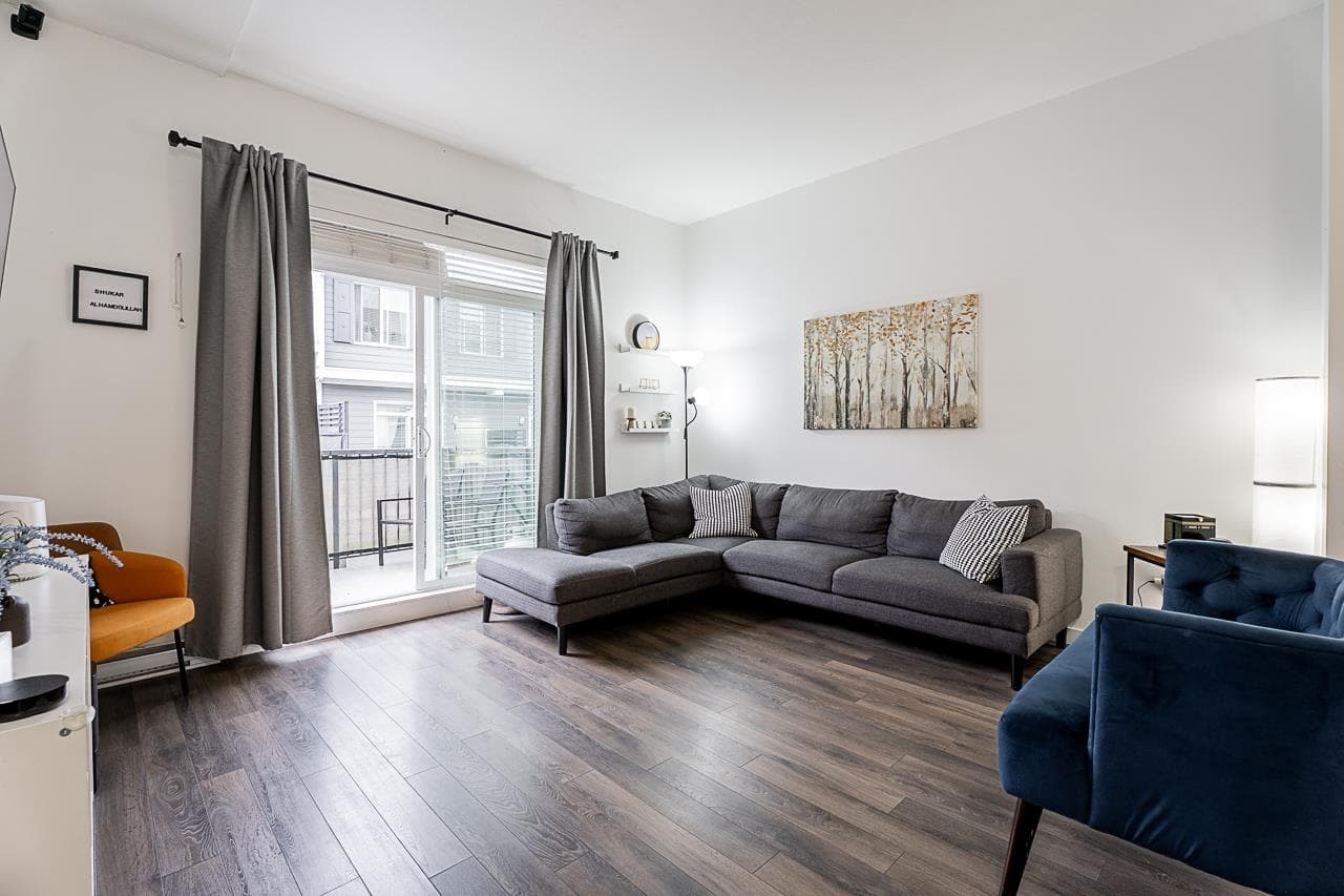 126 - 8130 136a Street, Surrey, V3W 1H9 — photo 4