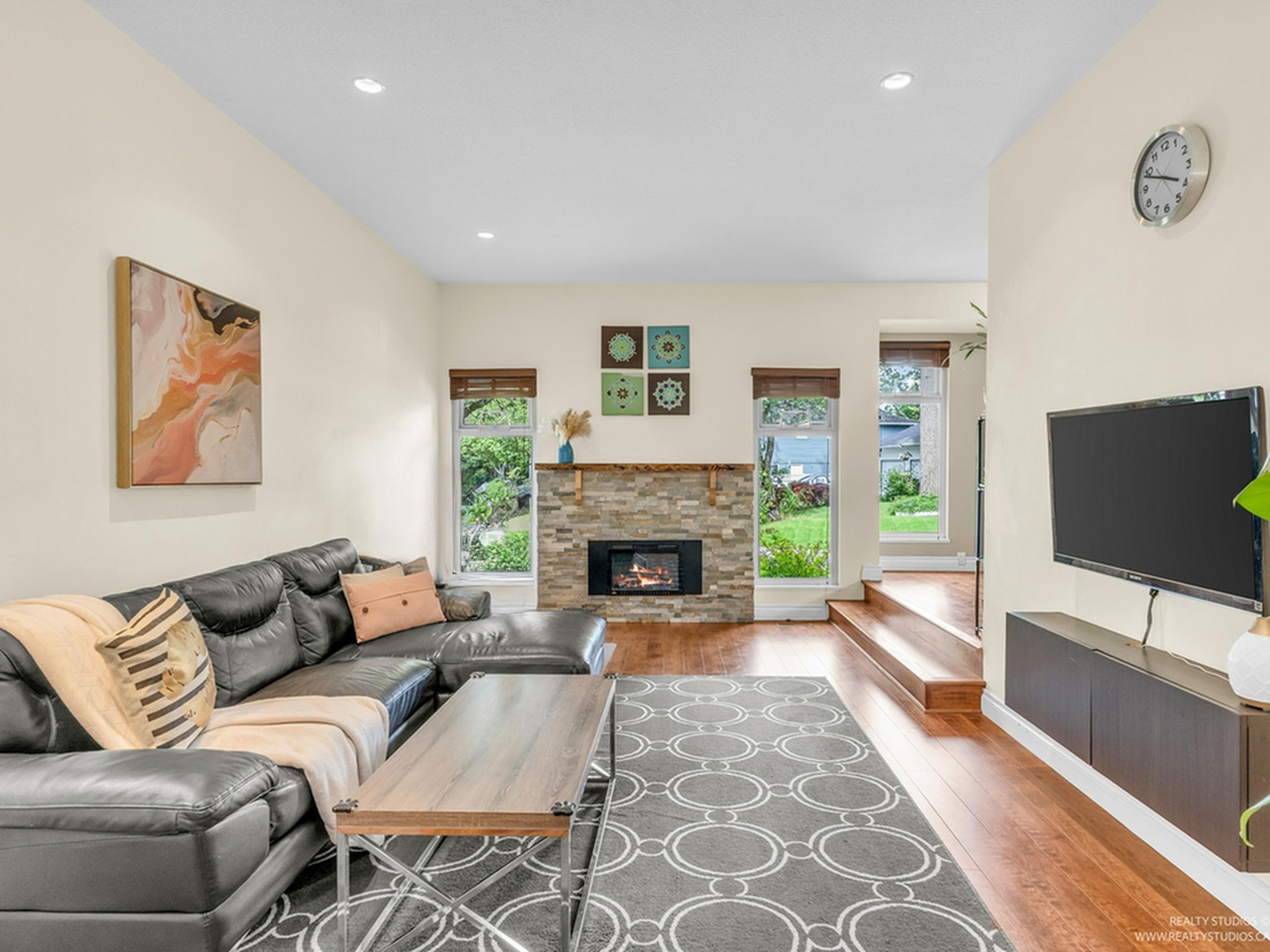 12966 61b Avenue, Surrey, V3X 3G5 — photo 2