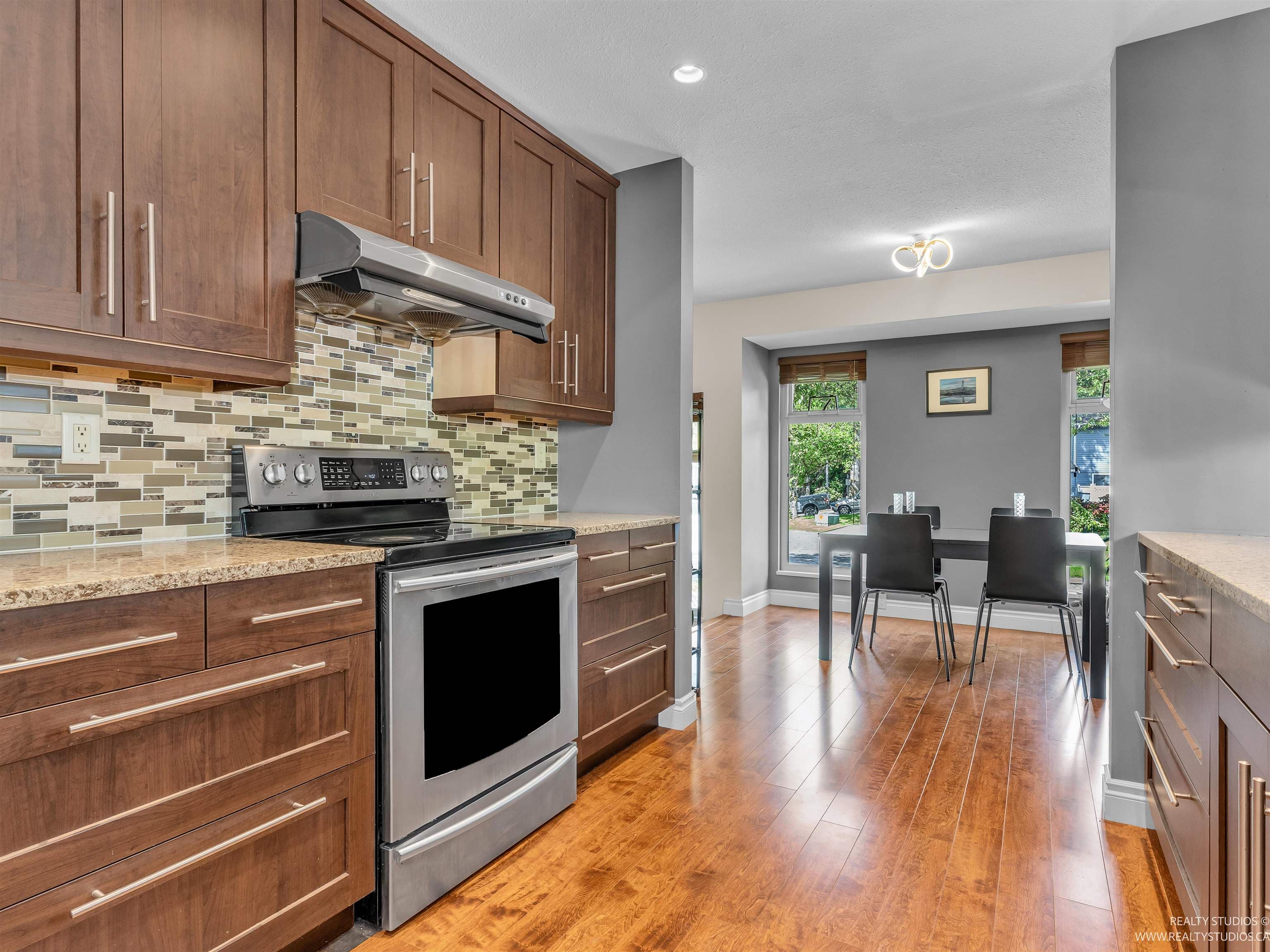 12966 61b Avenue, Surrey, V3X 3G5 — photo 5