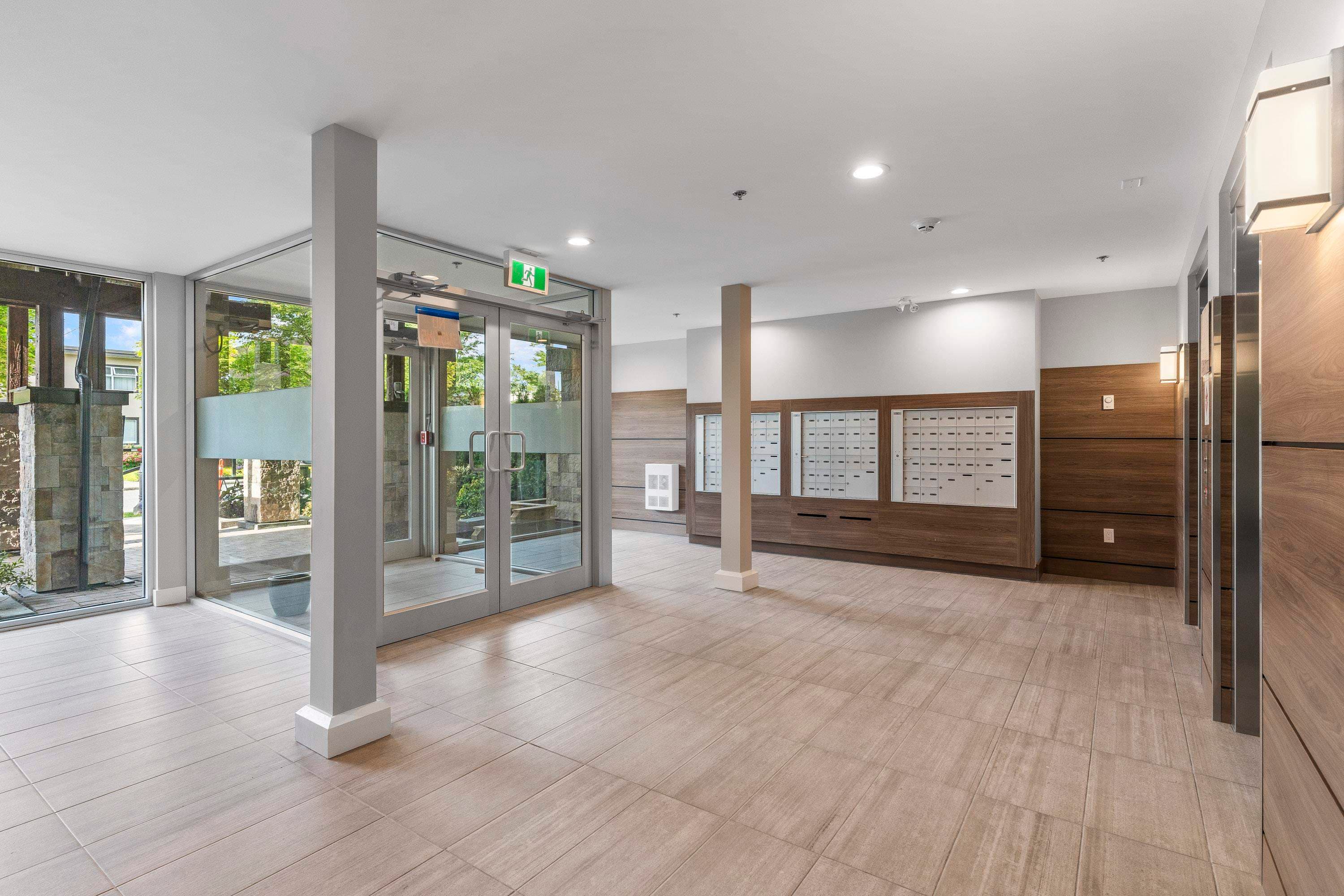 208 - 22562 121 Avenue, Maple Ridge, V2X 3Y8 — photo 2