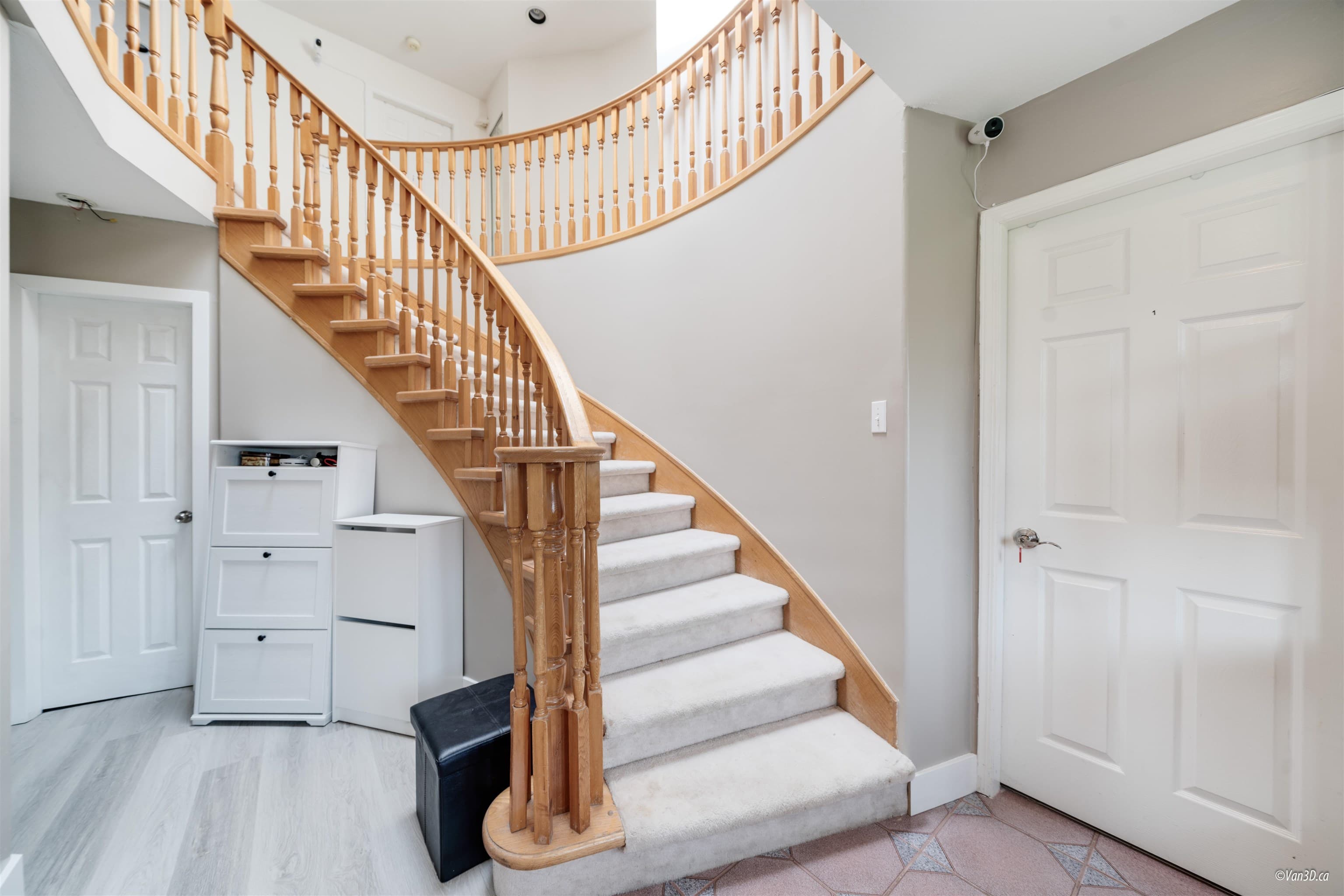 7351 12th Avenue, Burnaby, V3N 2J8 — photo 2