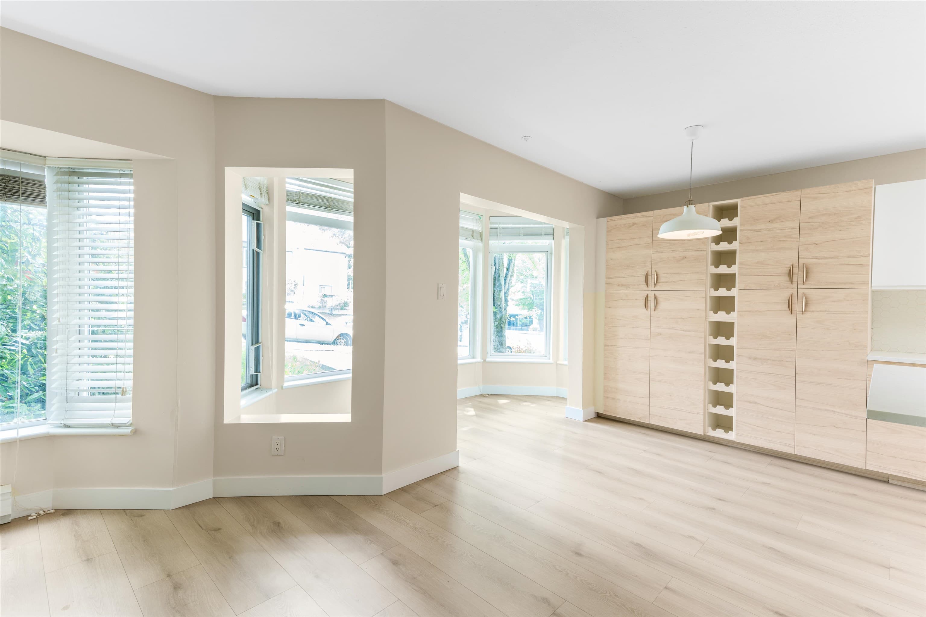 211 - 2677 E Broadway, Vancouver, V5M 1Y6 — photo 5