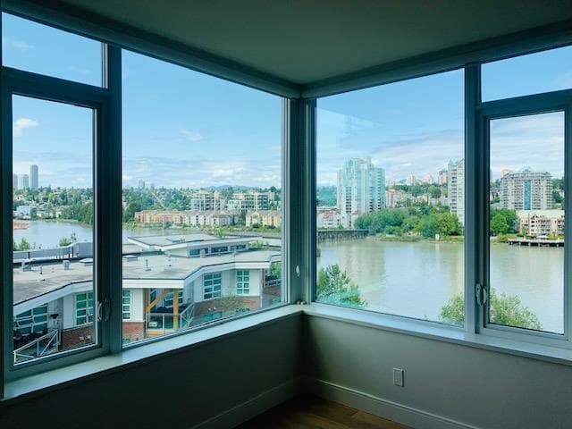 #703 - 210 Salter Street, New Westminster, V3M 0J9 — photo 4