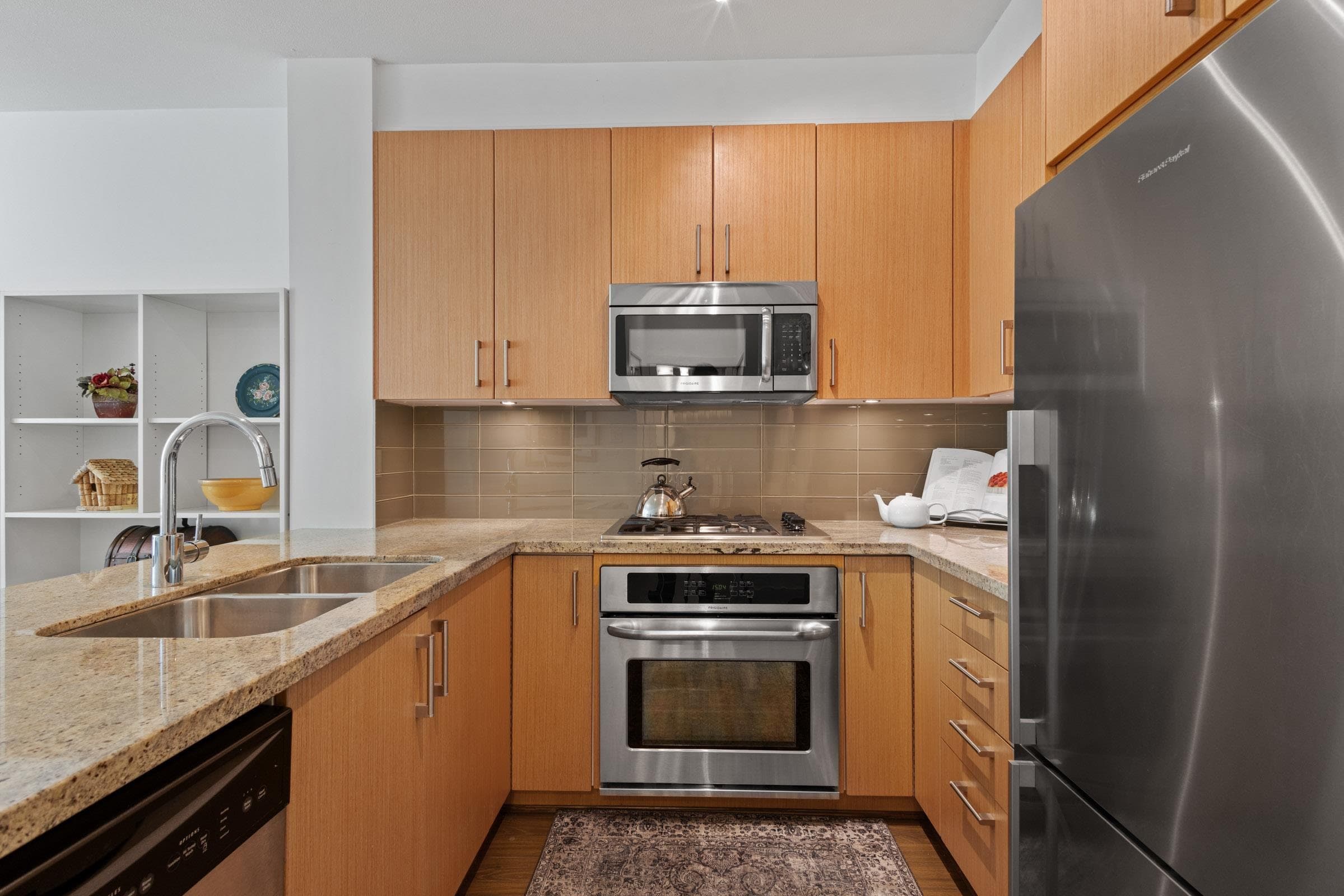 227 - 119 W 22nd Street, North Vancouver, V7M 0B4 — photo 5