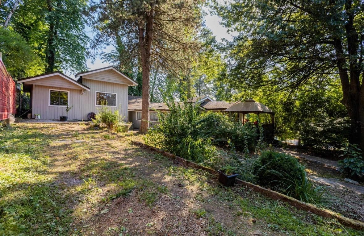 12956 112 Avenue, Surrey, V3T 2S5 — photo 3