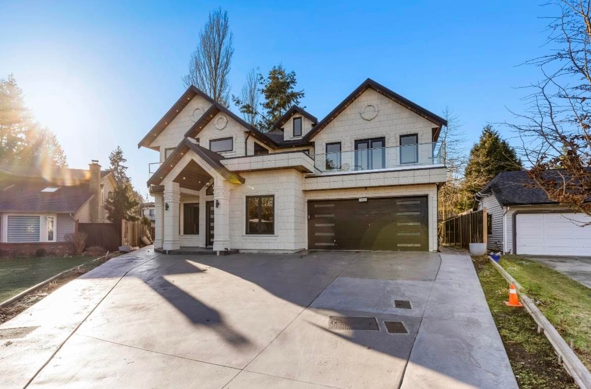 13032 62b Avenue, Surrey, V3X 1R3 — photo 2