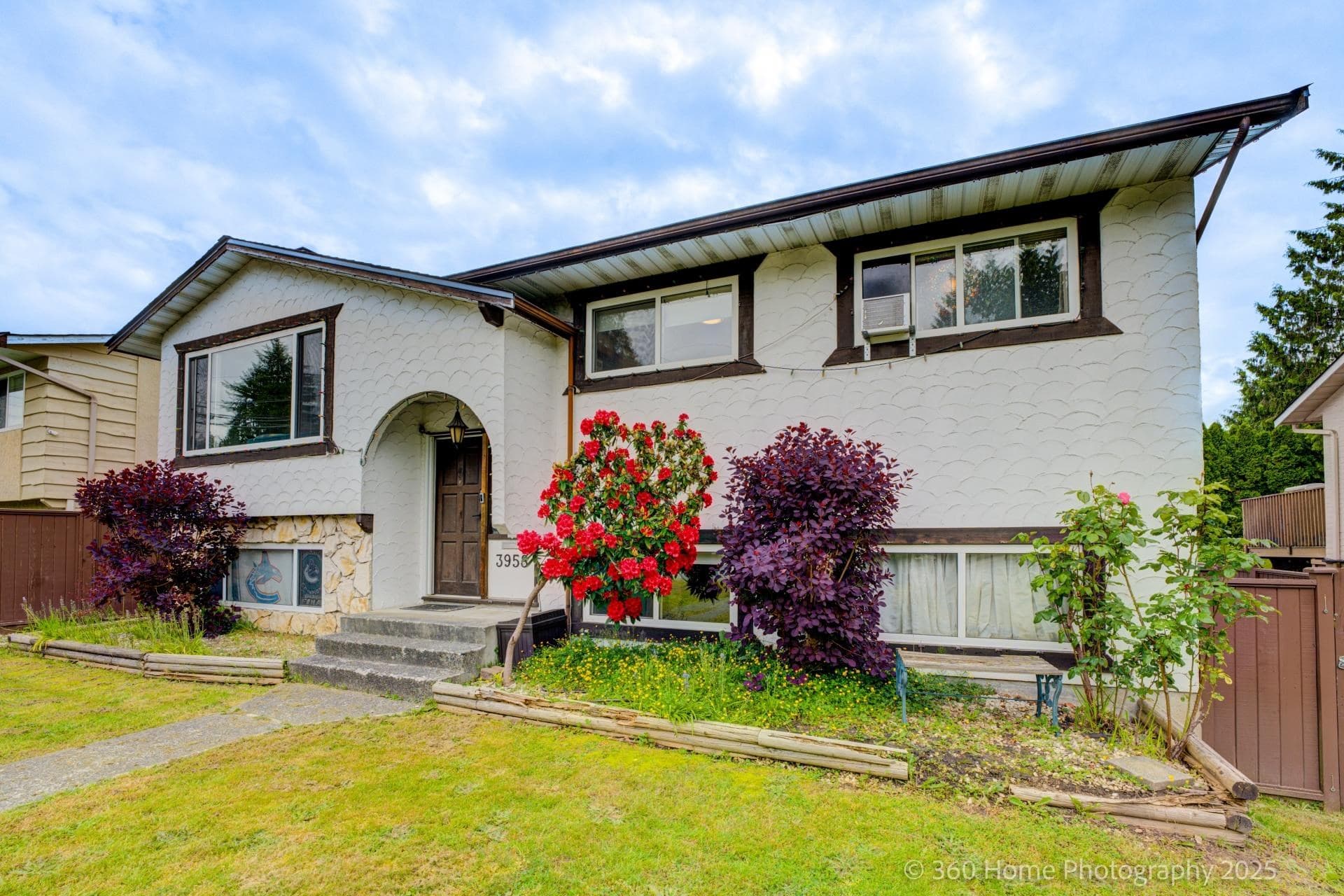 3958 Coast Meridian Road, Port Coquitlam, V3B 3P4 — photo 2