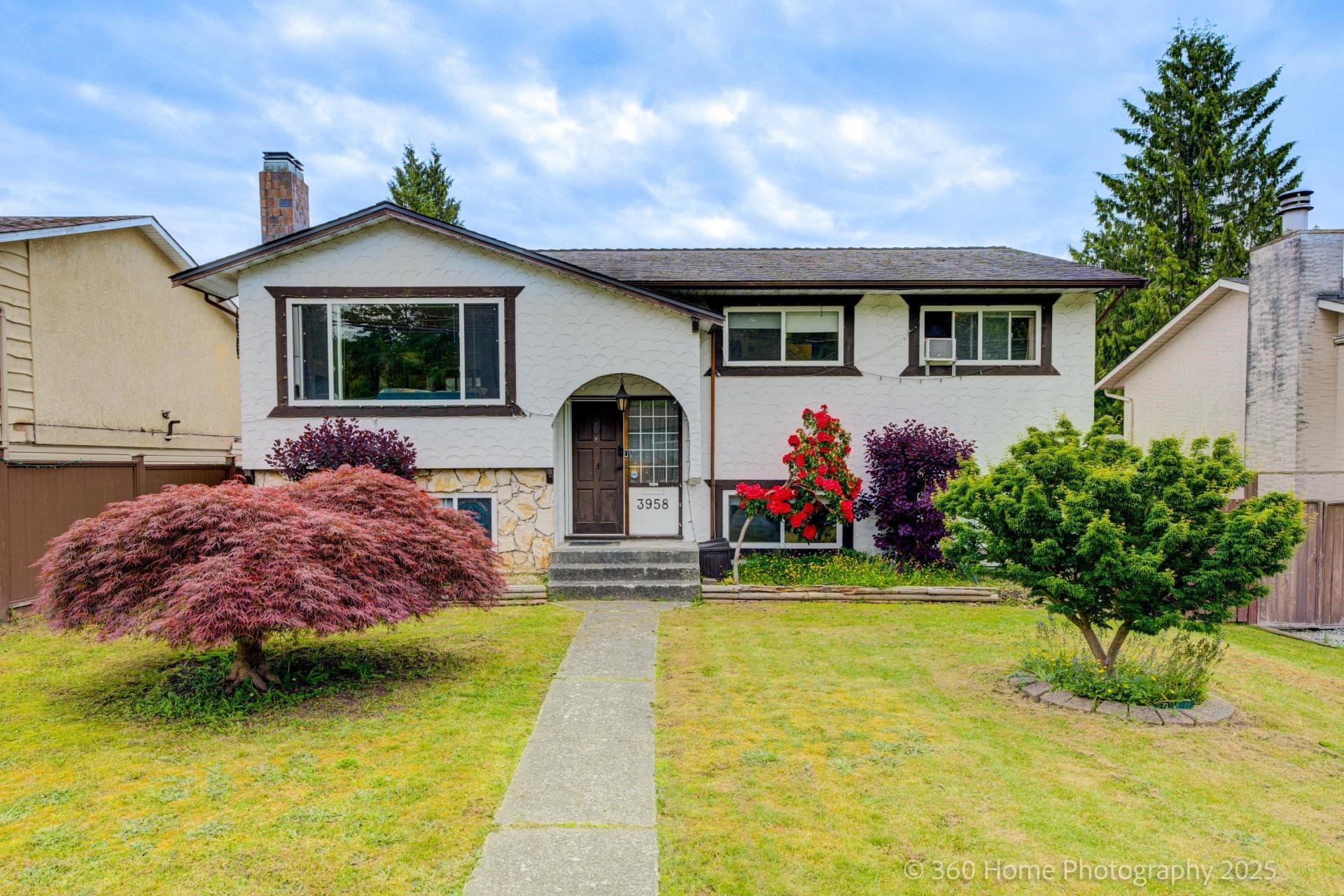 3958 Coast Meridian Road, Port Coquitlam, V3B 3P4 — photo 1