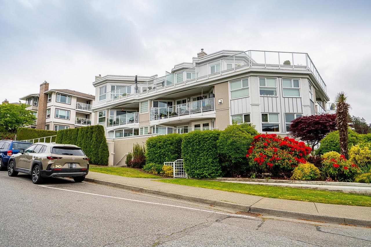 305 - 15367 Buena Vista Avenue, White Rock, V4B 1Y7 — photo 2
