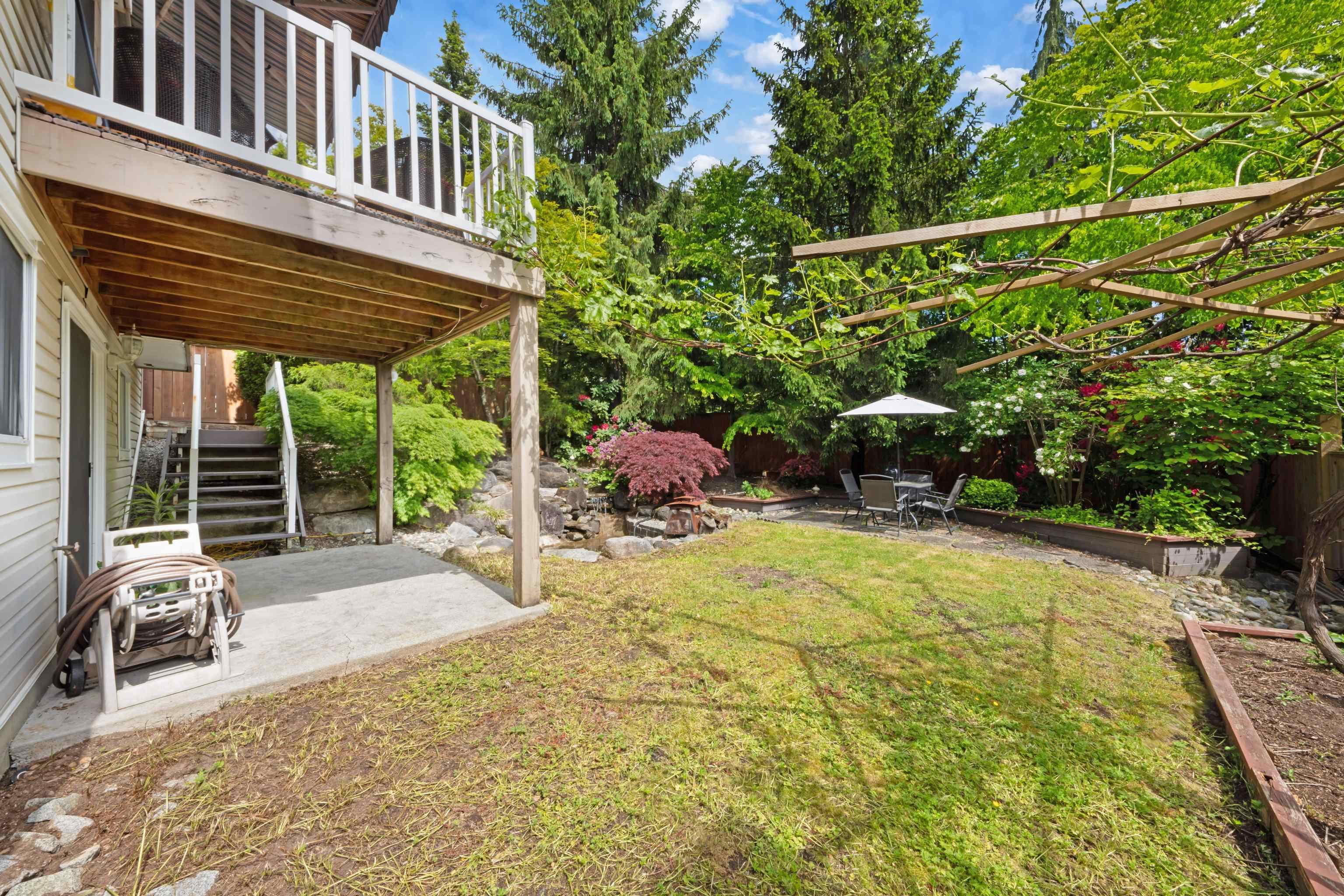6 Linden Court, Port Moody, V3H 5C1 — photo 2