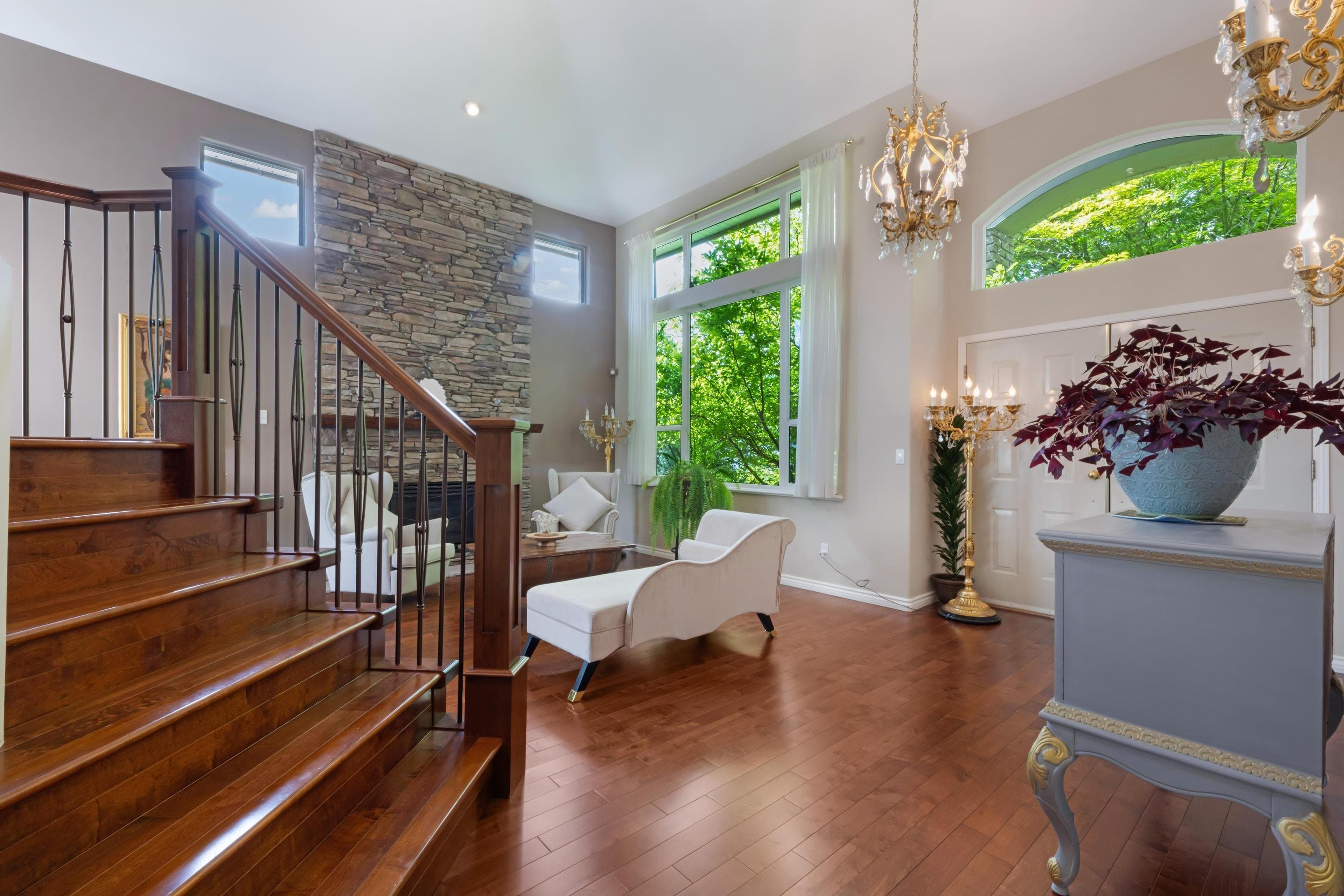 6 Linden Court, Port Moody, V3H 5C1 — photo 5