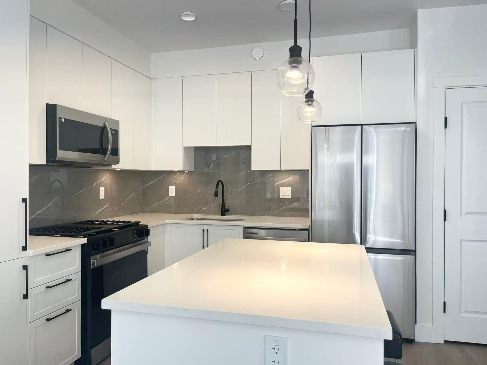 416 - 3528 146a Street, Surrey, V4P 0H4 — photo 5