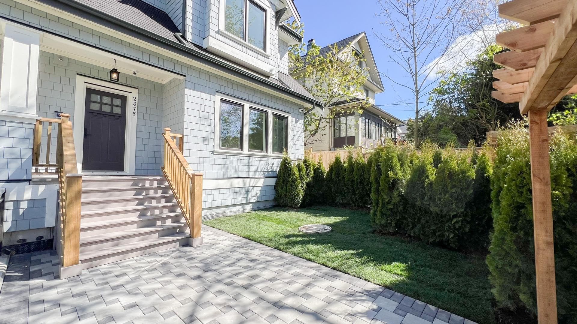 2375 W 7th Avenue, Vancouver, V6K 1Y4 — photo 2
