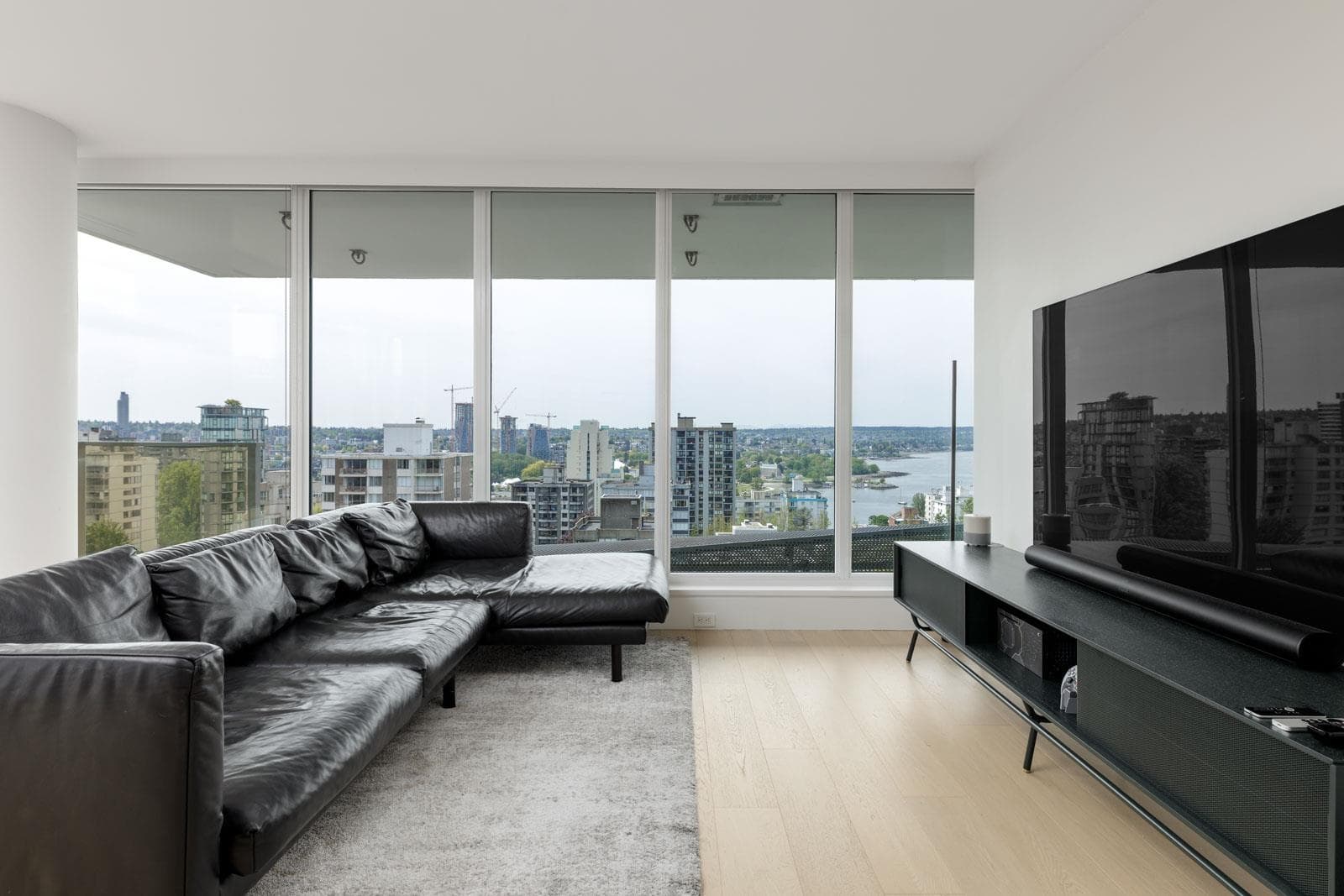 1403 - 1365 Davie Street, Vancouver, V6E 1N5 — photo 3