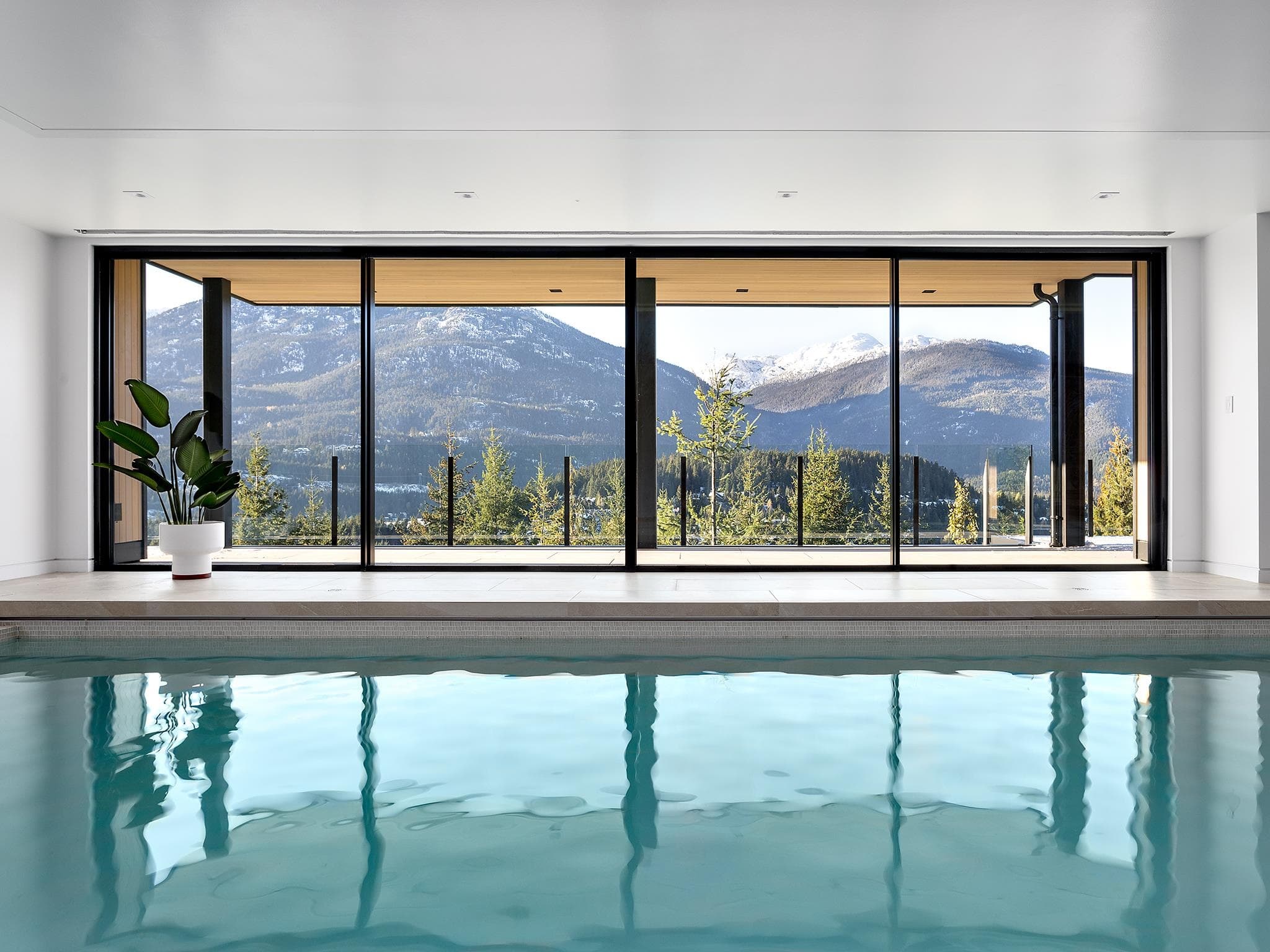 3824 Sunridge Drive, Whistler, V8E 0W1 — photo 3