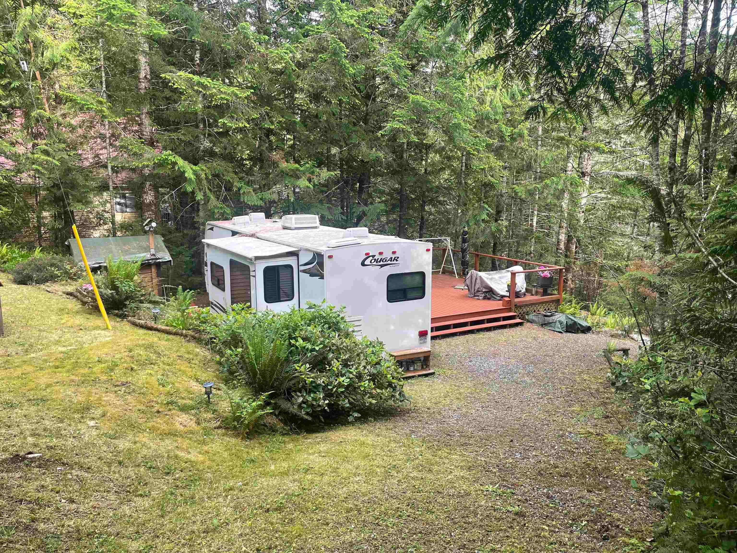 6036 Egmont Road, Madeira Park