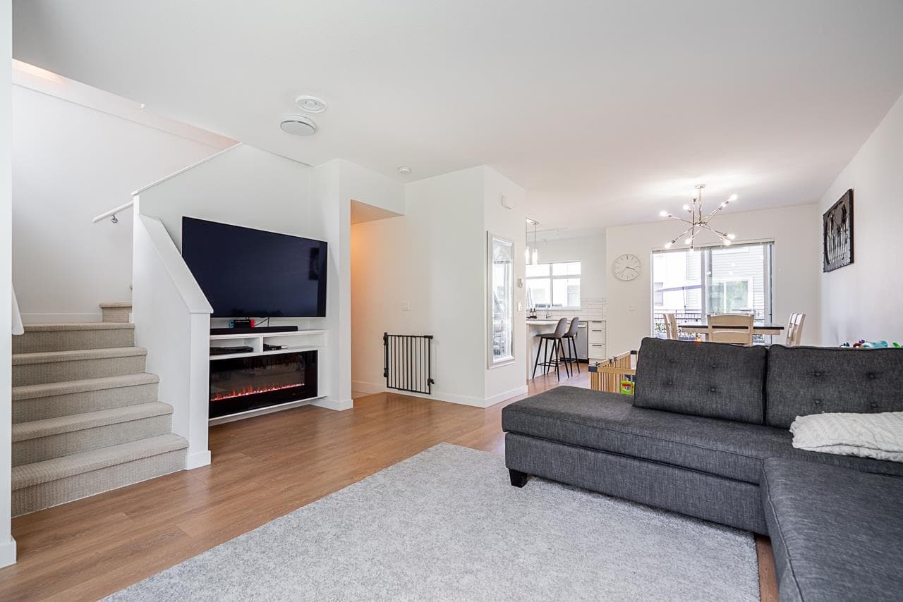 #1803 - 18505 Laurensen Place, Surrey, V4N 6R7 — photo 5