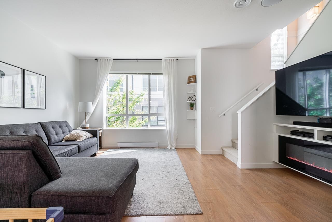 #1803 - 18505 Laurensen Place, Surrey, V4N 6R7 — photo 4