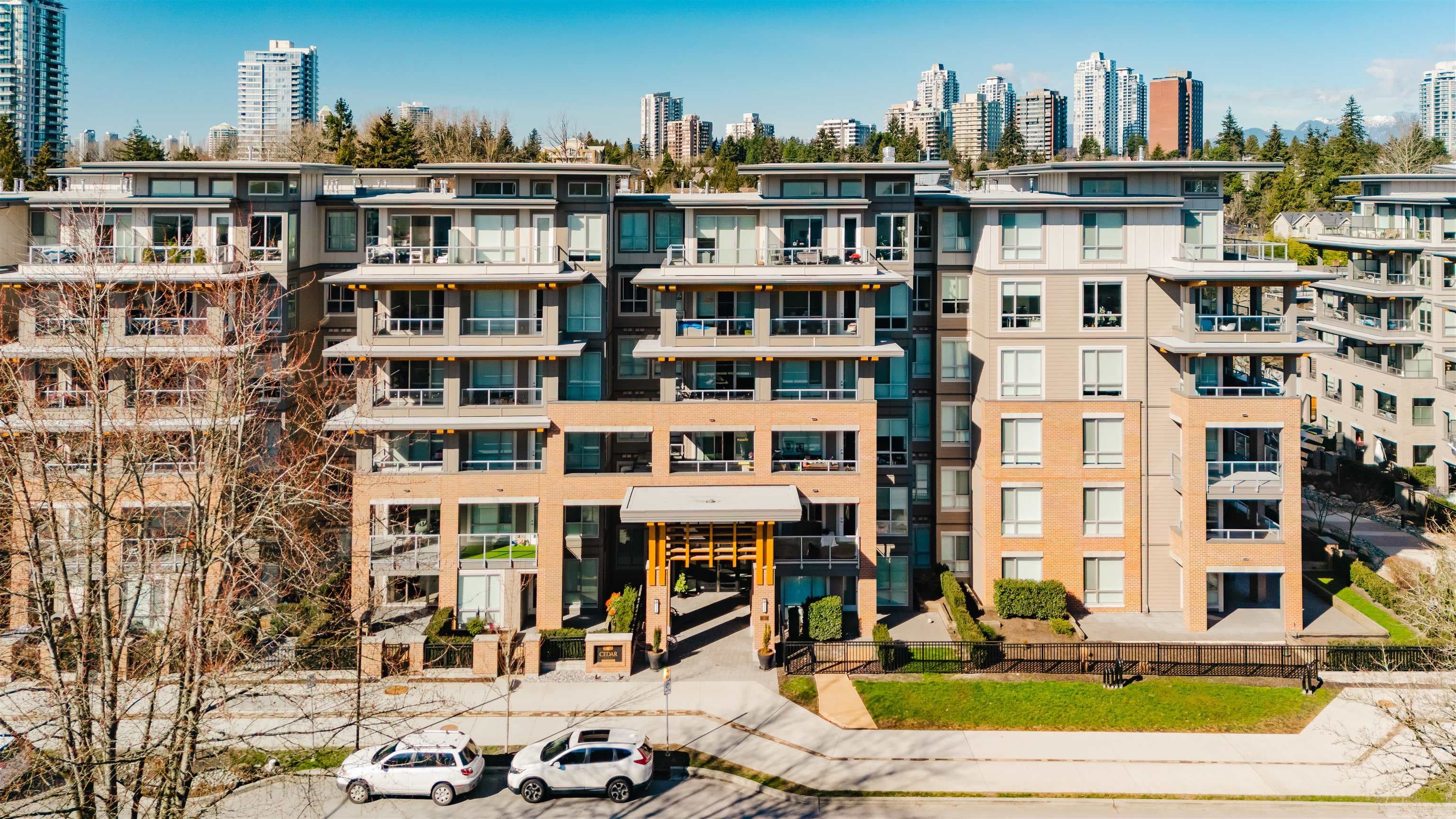 320 - 7133 14th Avenue, Burnaby
