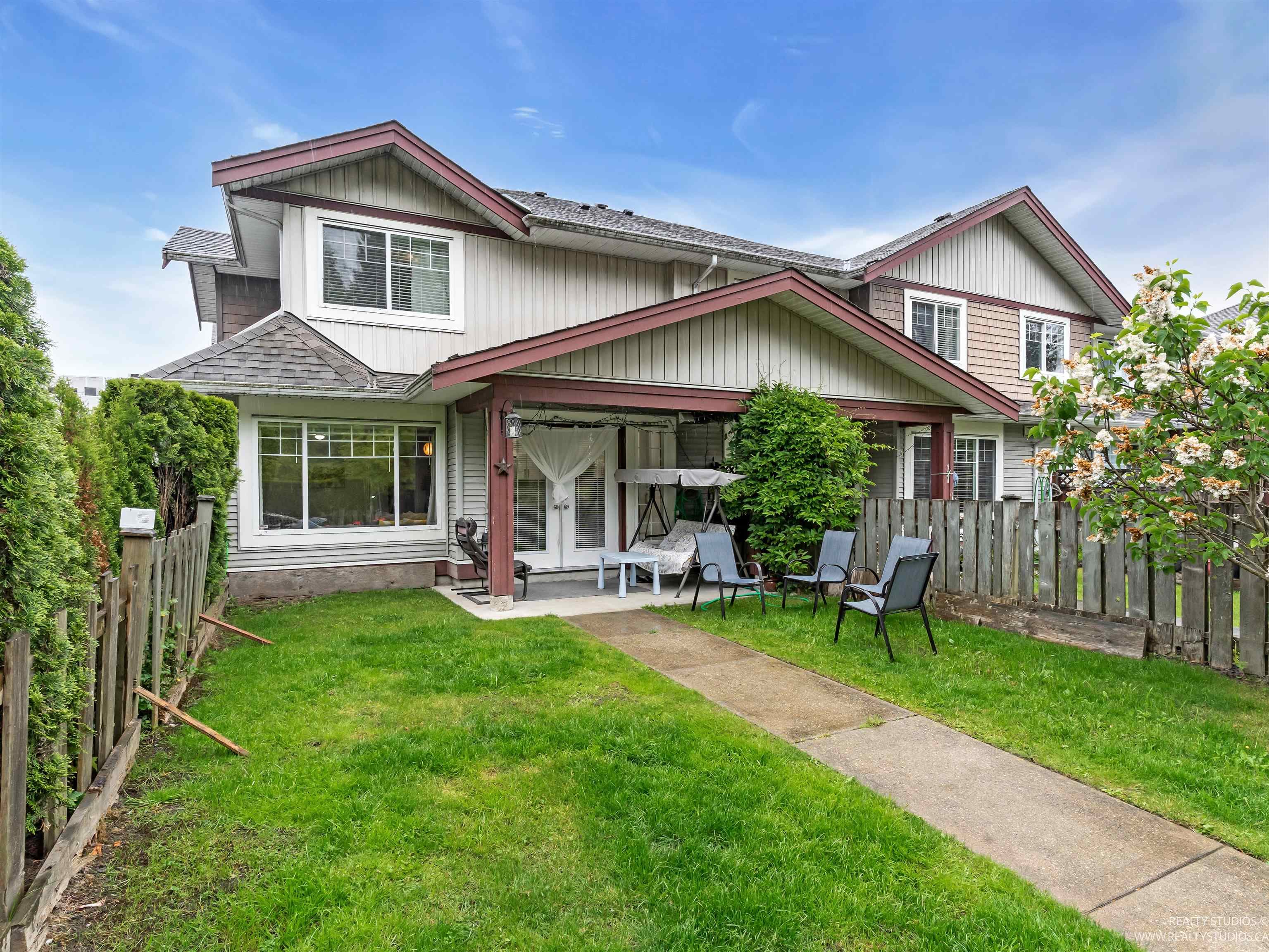 18 - 8255 120a Street, Surrey, V3W 1T2 — photo 2