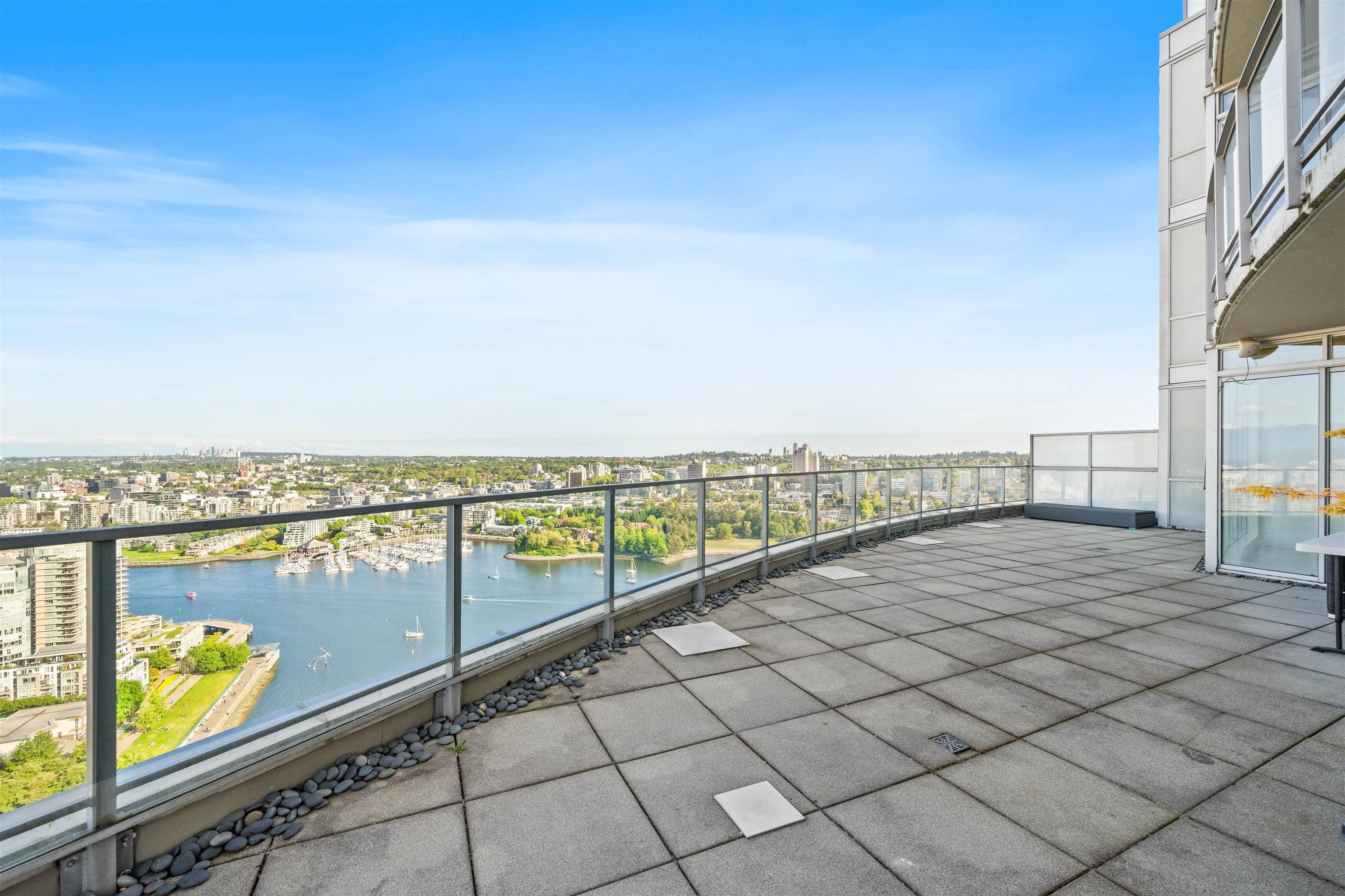 4203 - 1408 Strathmore Mews, Vancouver, V6Z 3A9 — photo 1