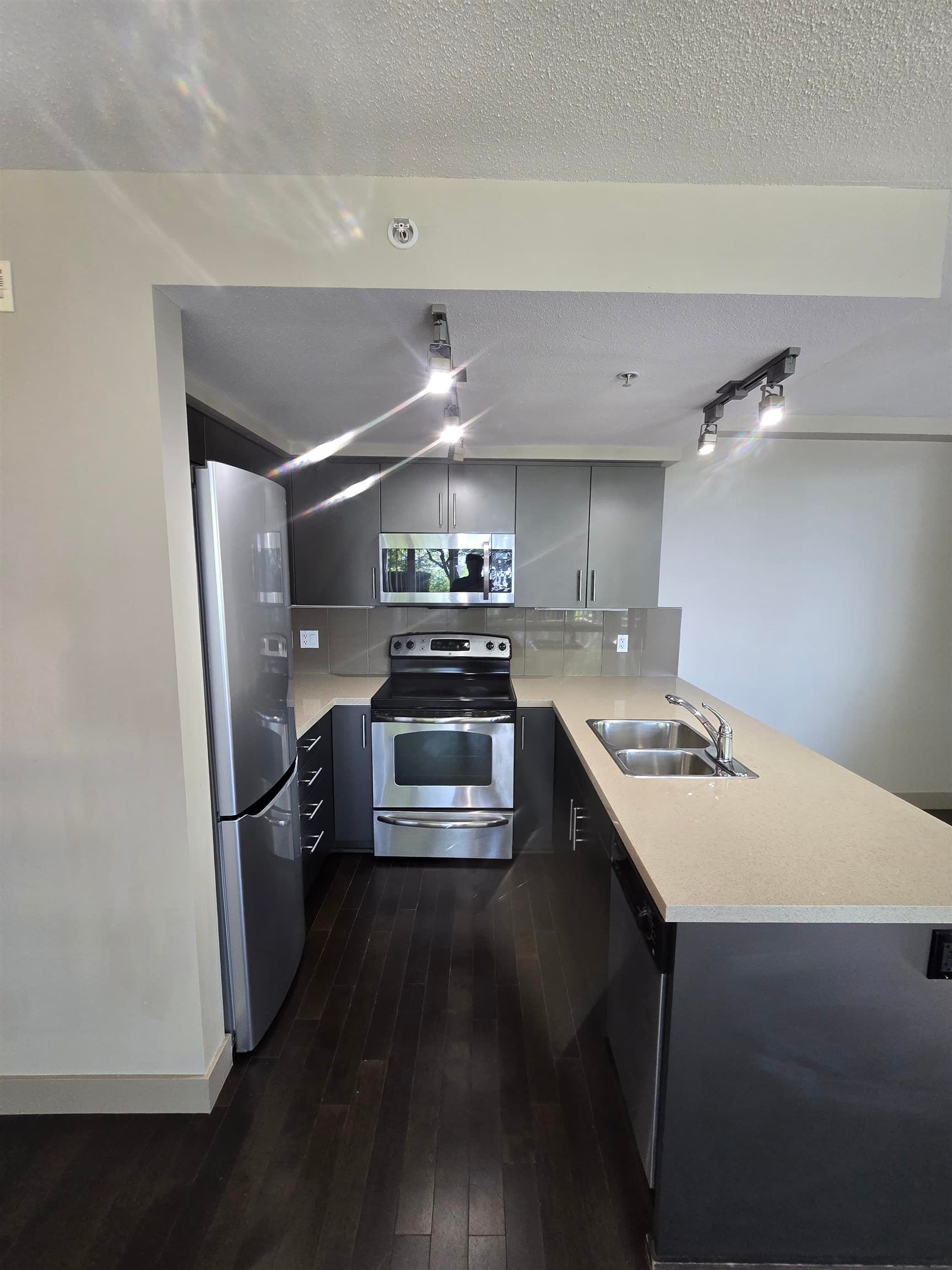 114 - 9009 Cornerstone Mews, Burnaby, V5A 0B9 — photo 5