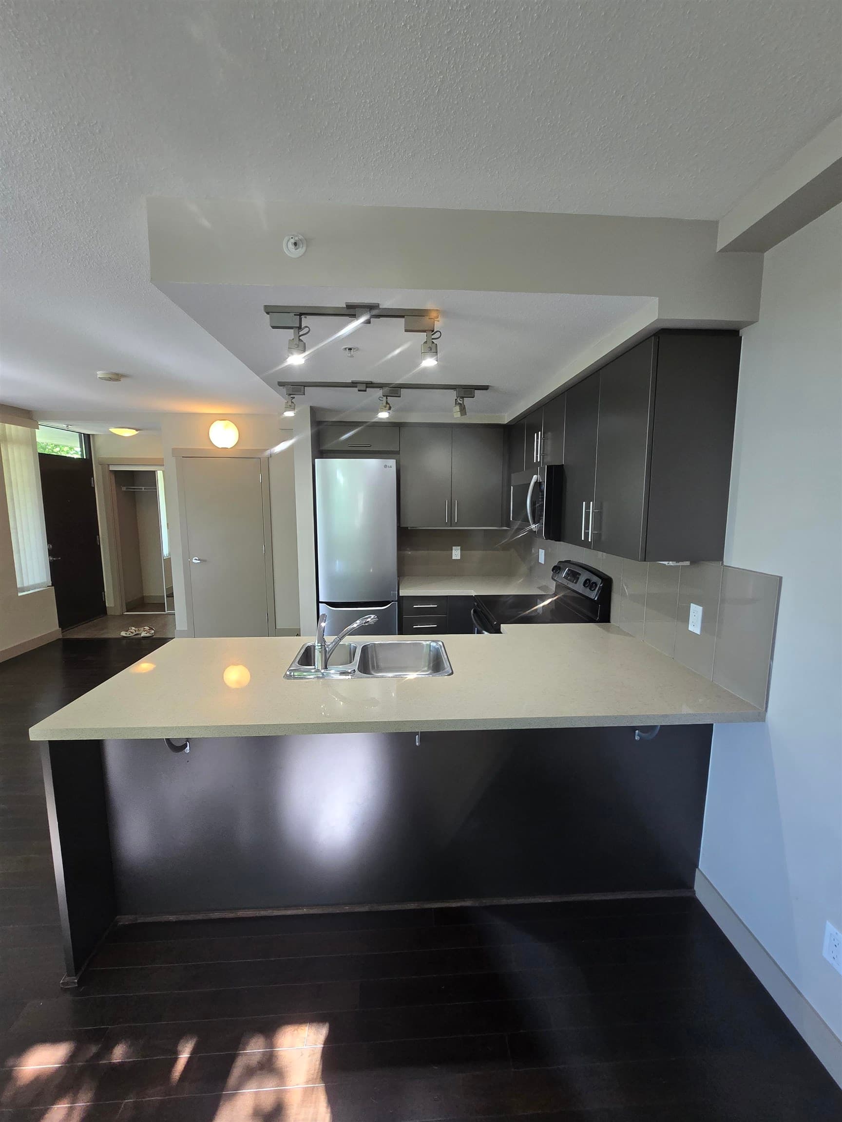 114 - 9009 Cornerstone Mews, Burnaby, V5A 0B9 — photo 4