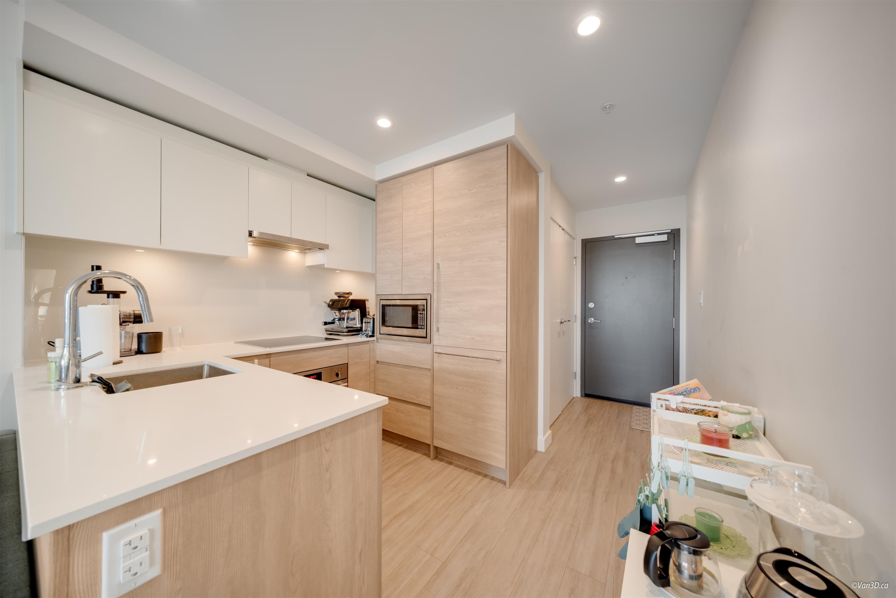 711 - 13615 Fraser Highway, Surrey, V3T 0P7 — photo 5