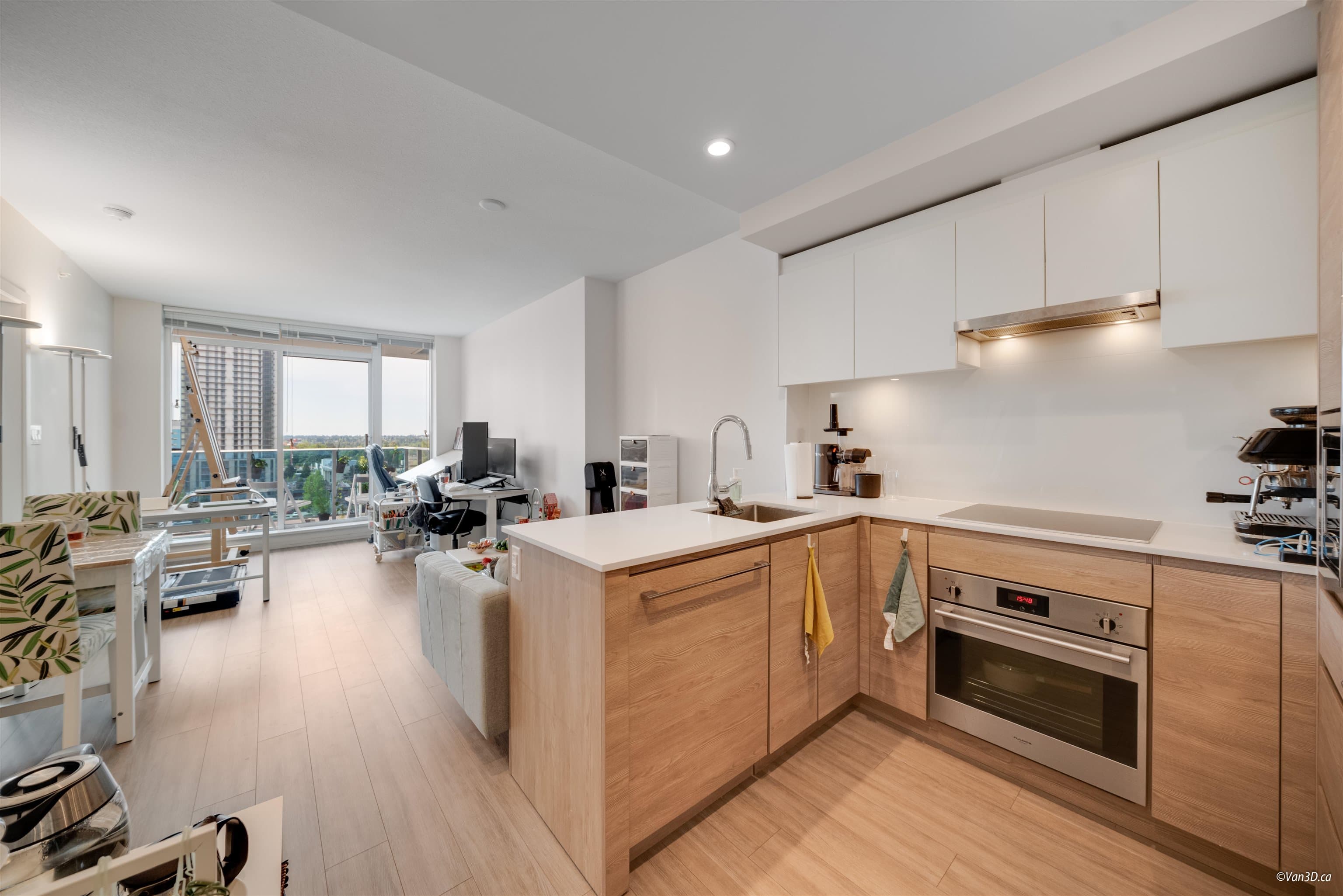 711 - 13615 Fraser Highway, Surrey, V3T 0P7 — photo 4