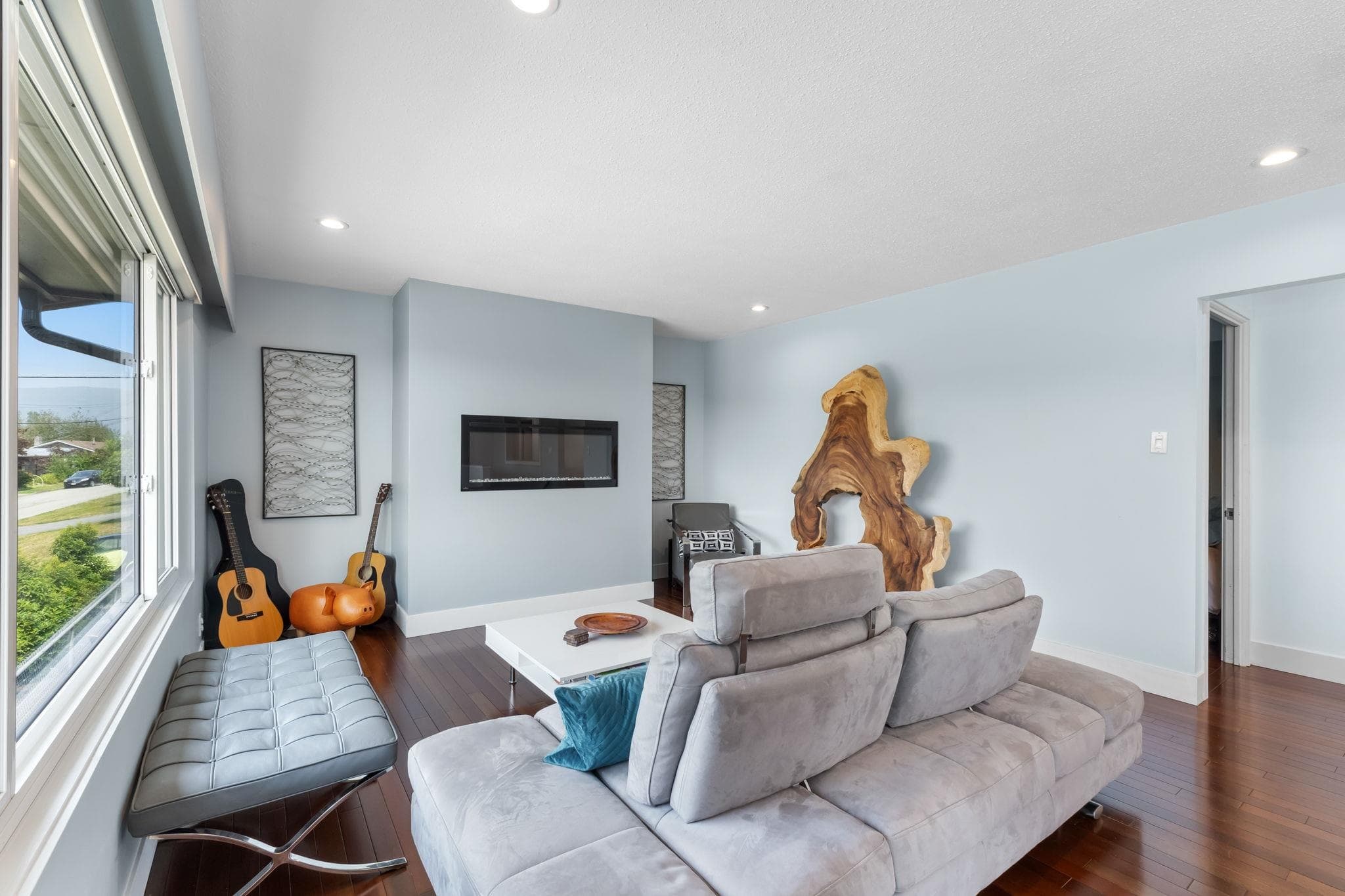1480 Elinor Crescent, Port Coquitlam, V3C 2Y5 — photo 2