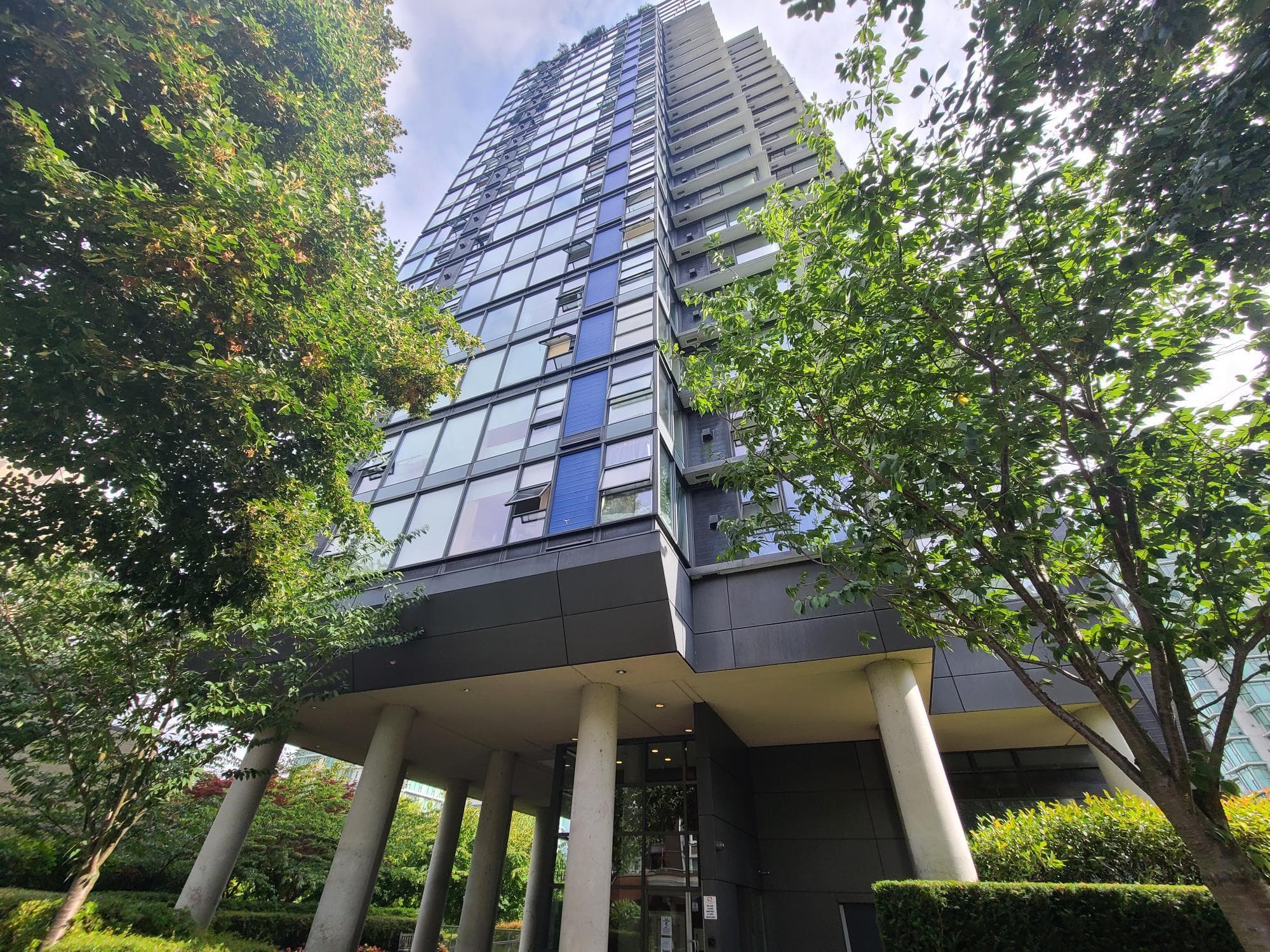 1001 - 1723 Alberni Street, Vancouver, V6G 3G9 — photo 1