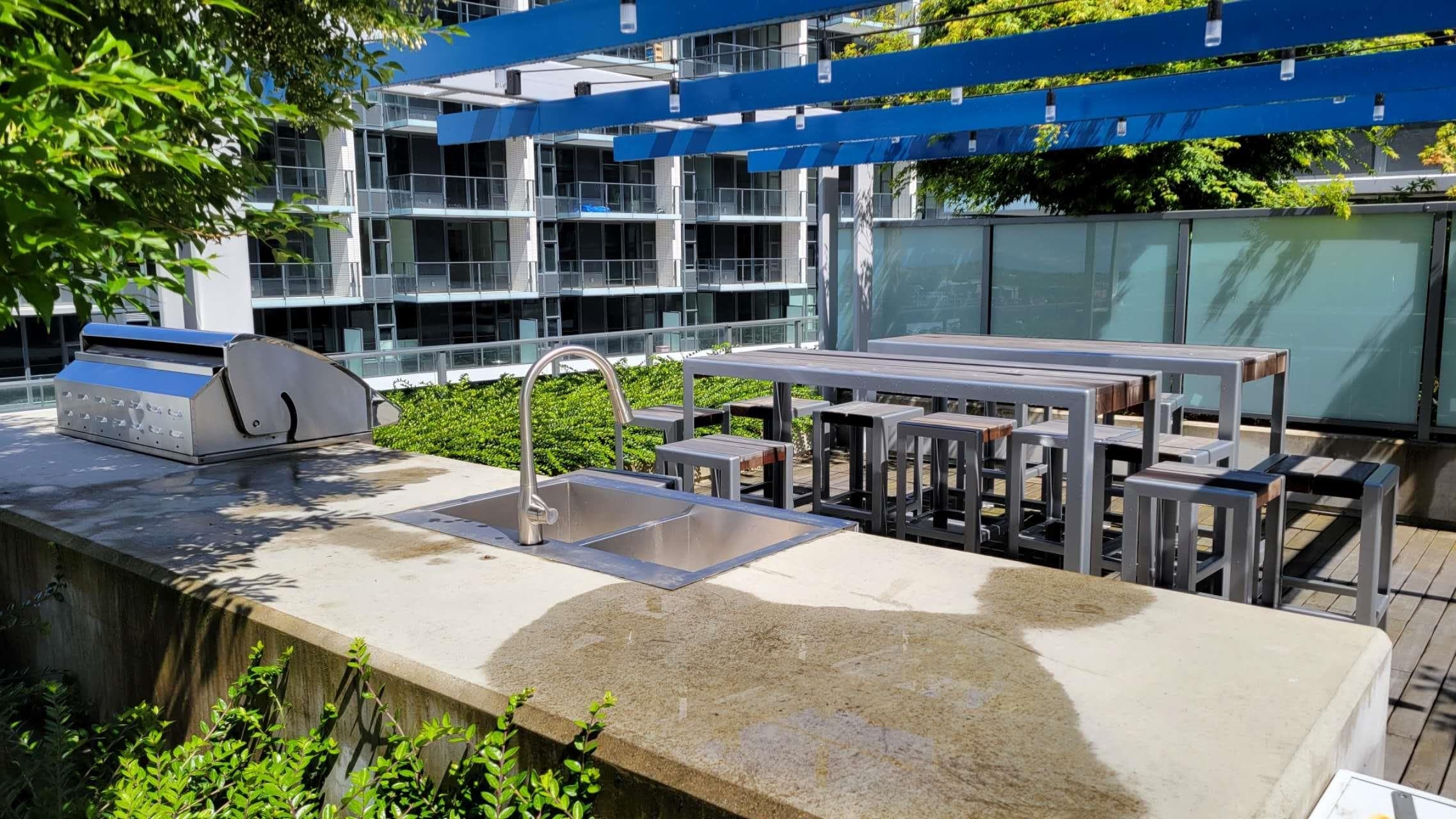 611 - 8555 Capstan Way, Richmond, V6X 0W1 — photo 2