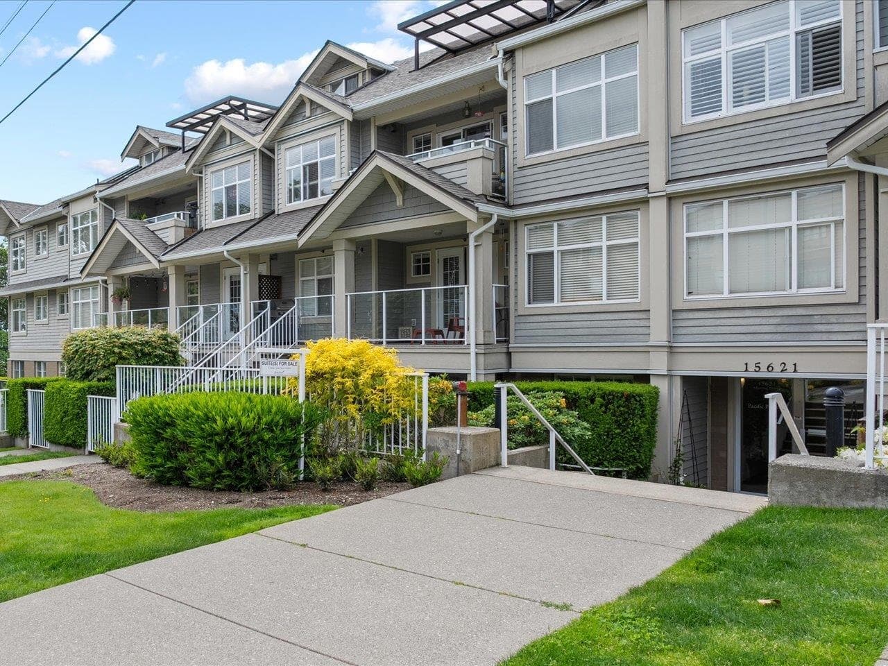 310 - 15621 Marine Drive, White Rock, V4B 1E1 — photo 2