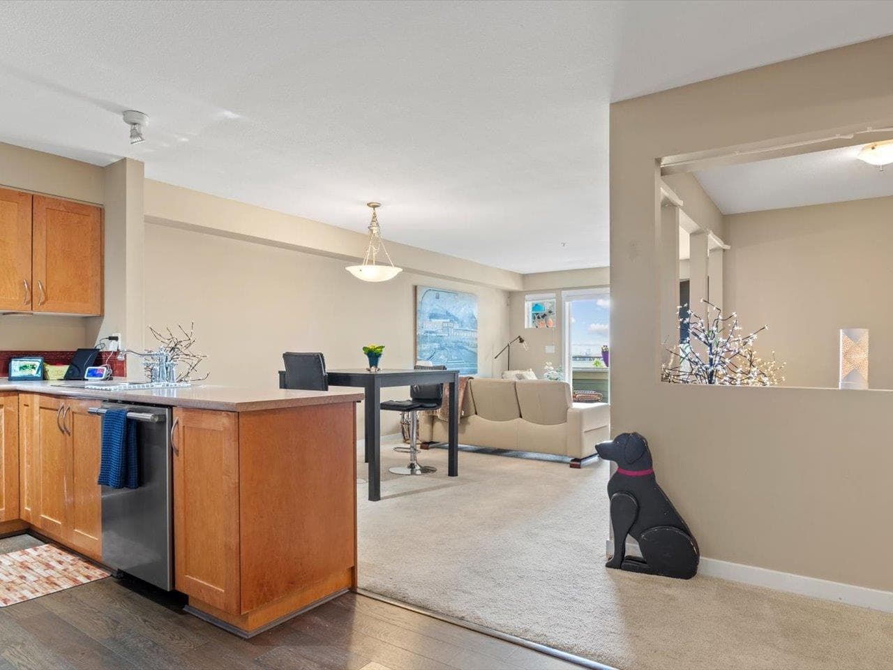 310 - 15621 Marine Drive, White Rock, V4B 1E1 — photo 3