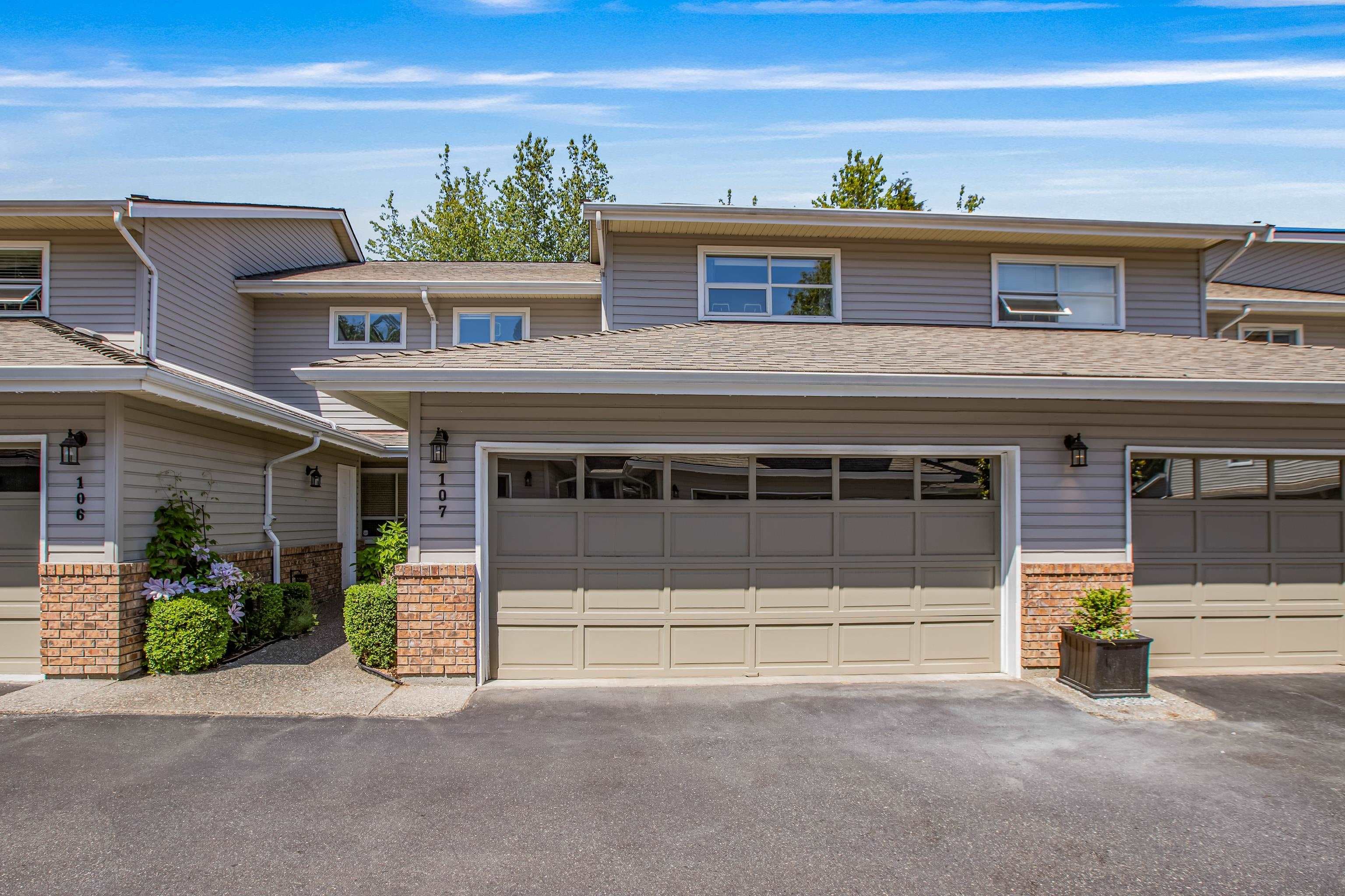 107 - 16350 14 Avenue, Surrey, V4A 8J7 — photo 2