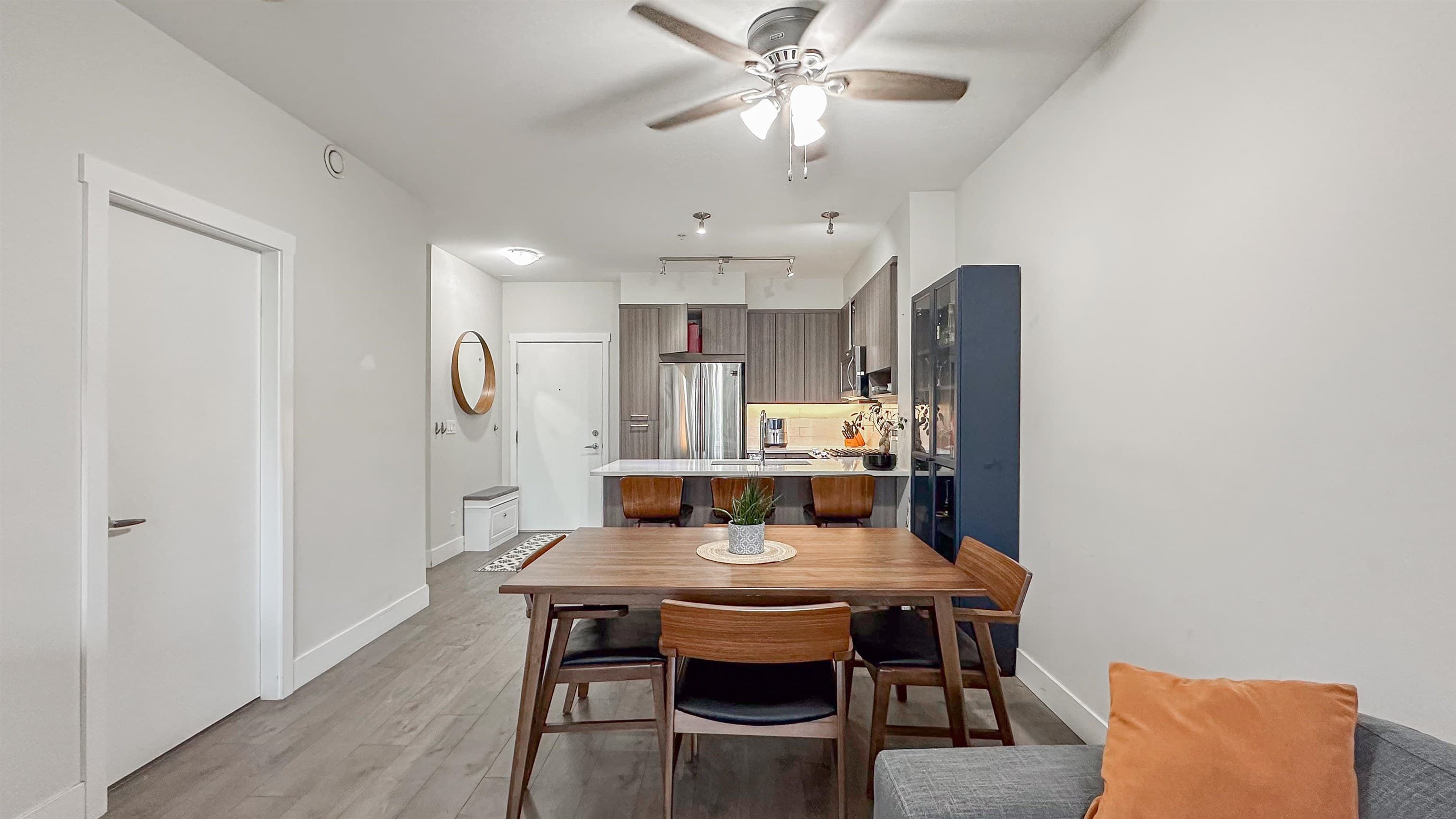 203 - 1306 Fifth Avenue, New Westminster, V3M 0K5 — photo 4