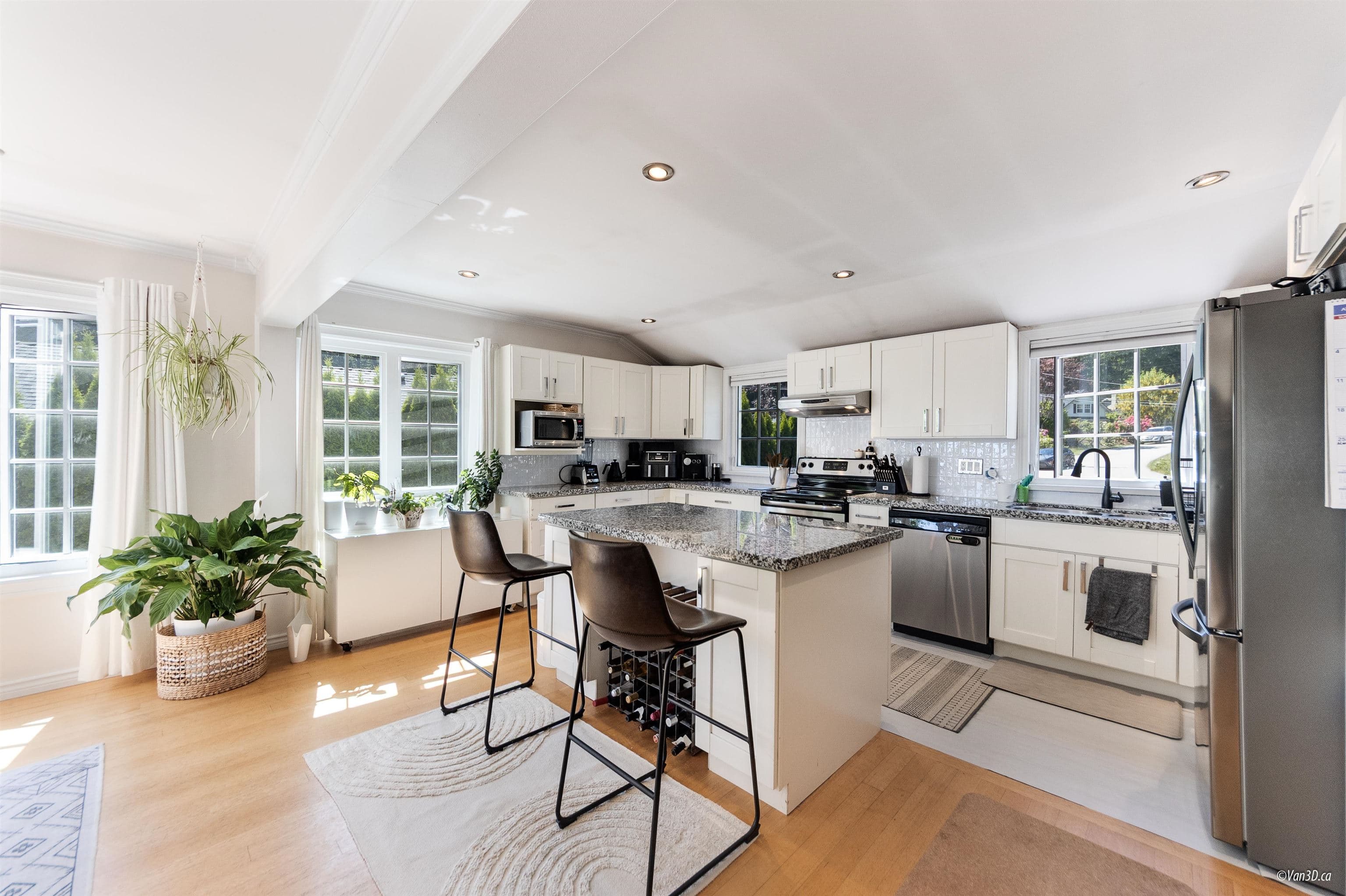 91 Deep Dene Place, West Vancouver, V7S 1A3 — photo 5