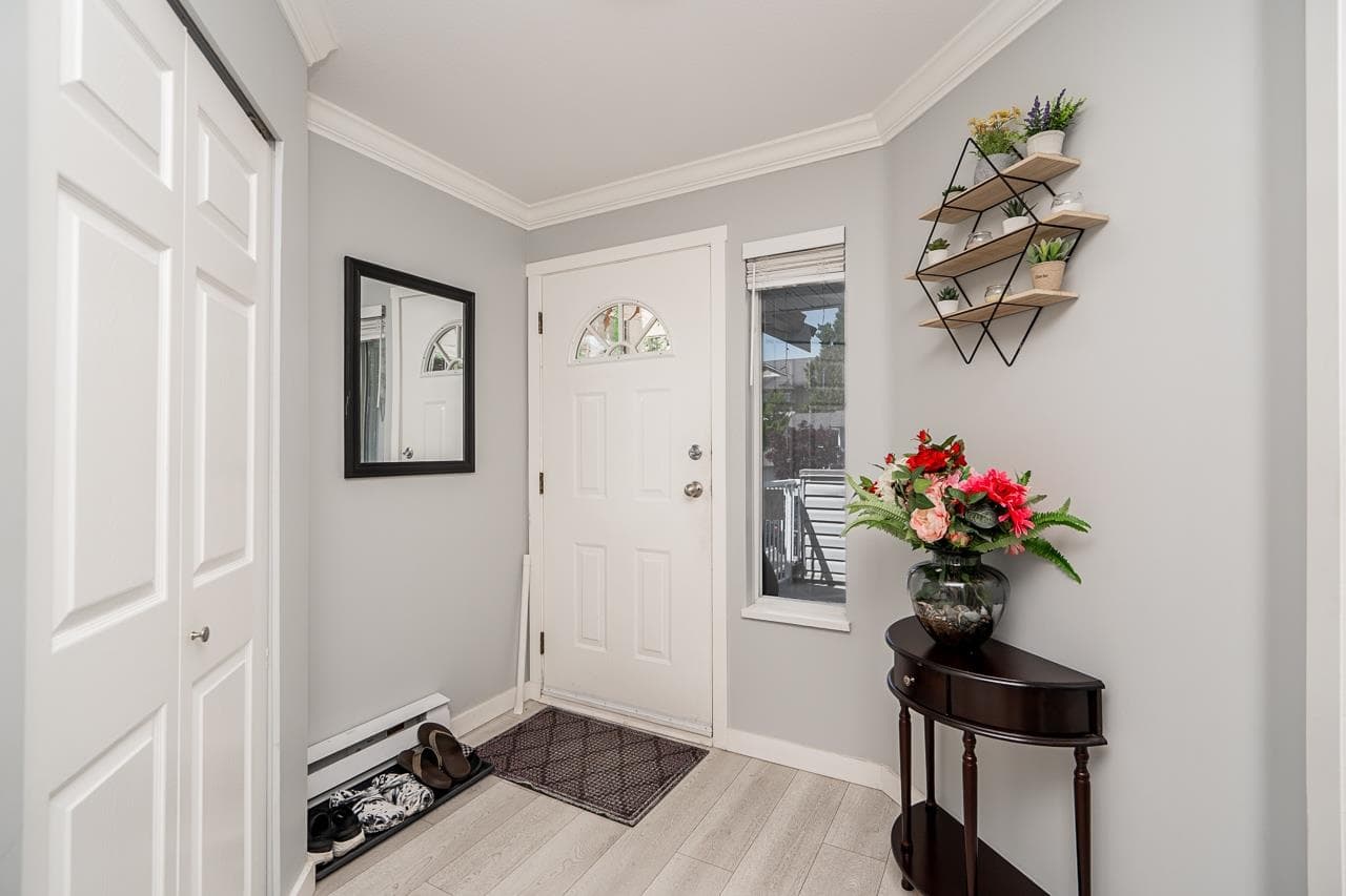 213 - 16031 82 Avenue, Surrey, V4N 0N4 — photo 2