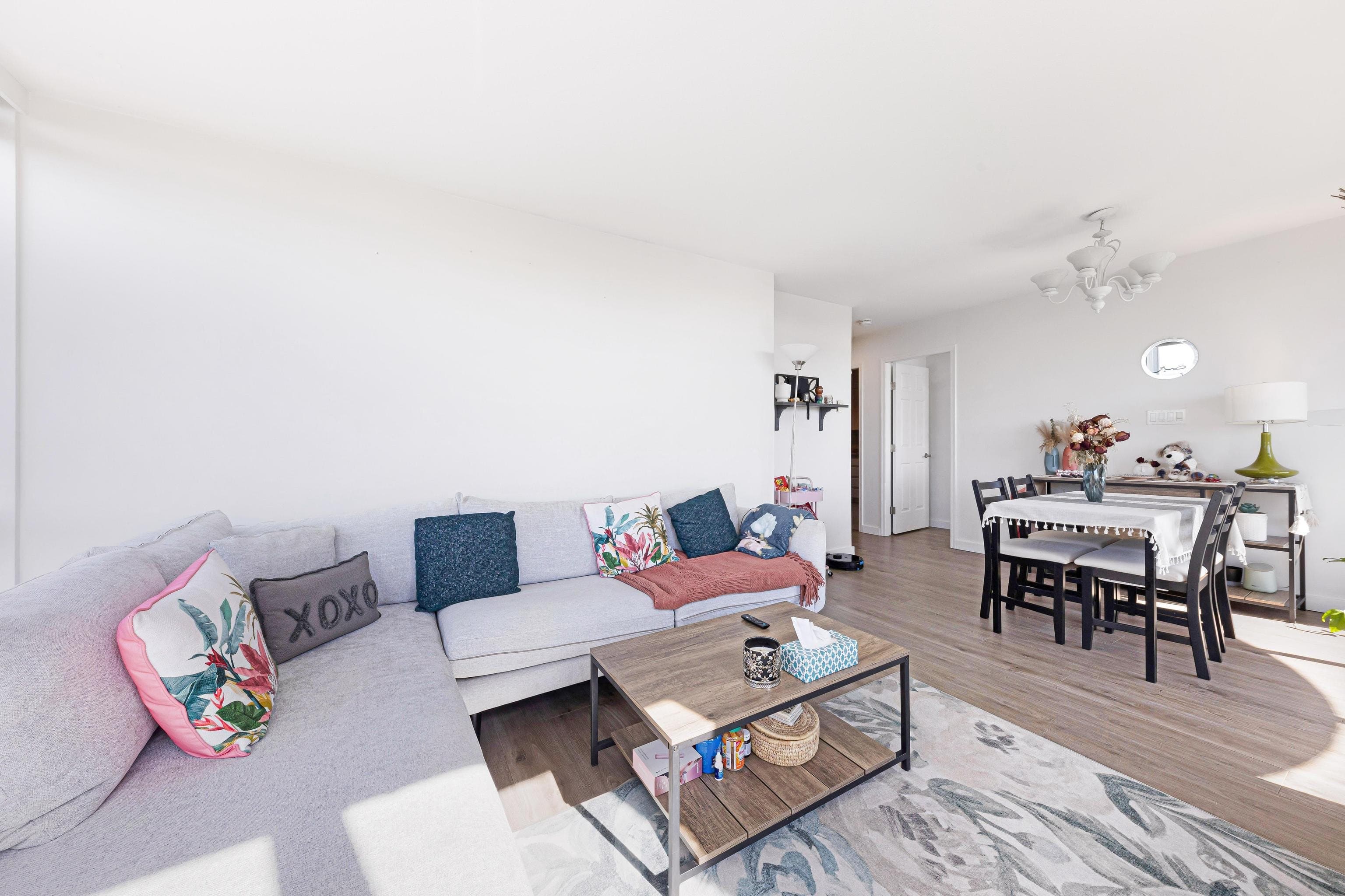 2305 - 9603 Manchester Drive, Burnaby, V3N 4Y7 — photo 4