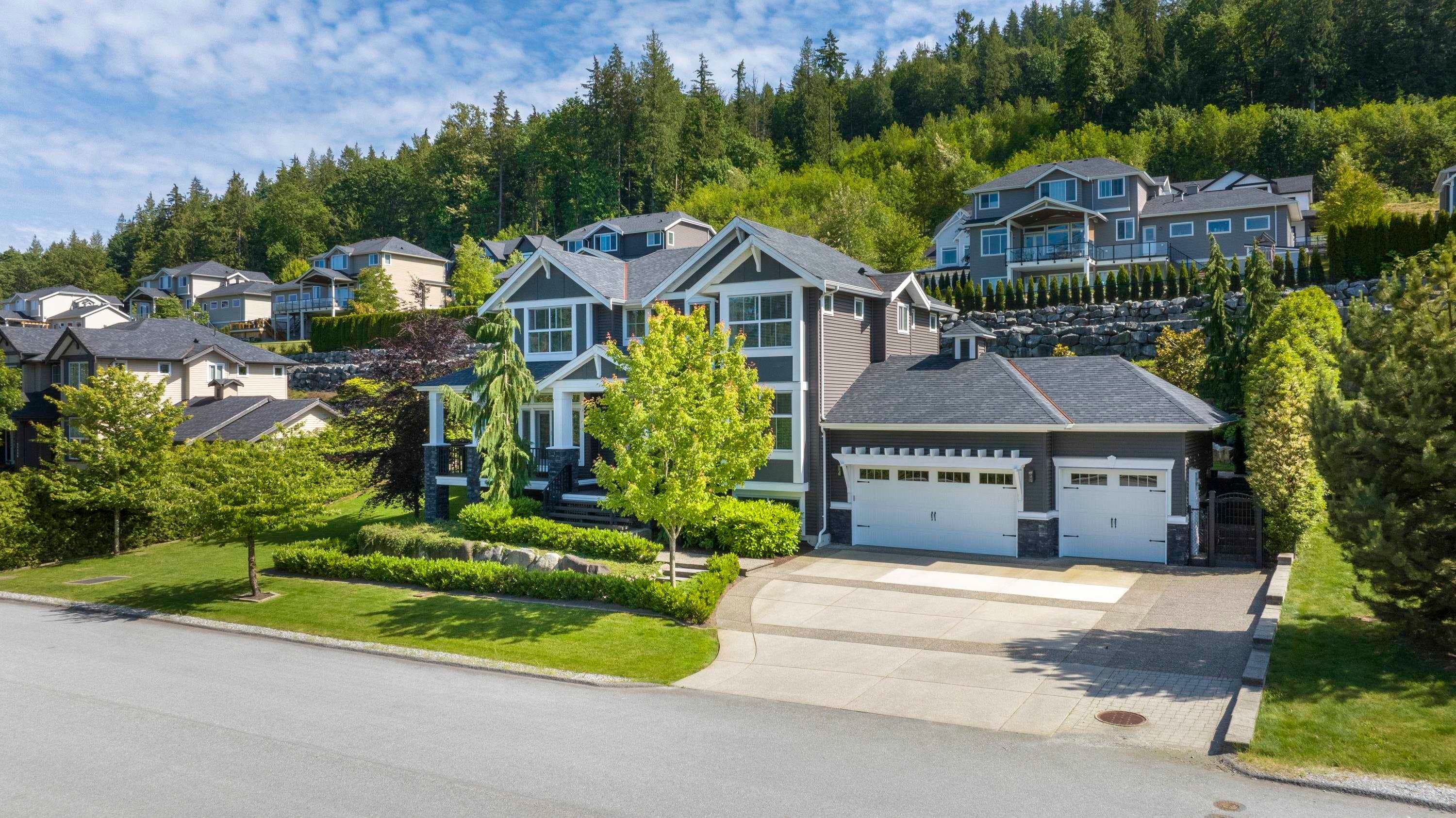25518 Bosonworth Avenue, Maple Ridge, V2W 1G9 — photo 2