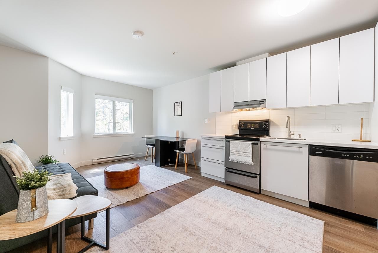 401 - 370 Carrall Street, Vancouver, V6B 2J3 — photo 1