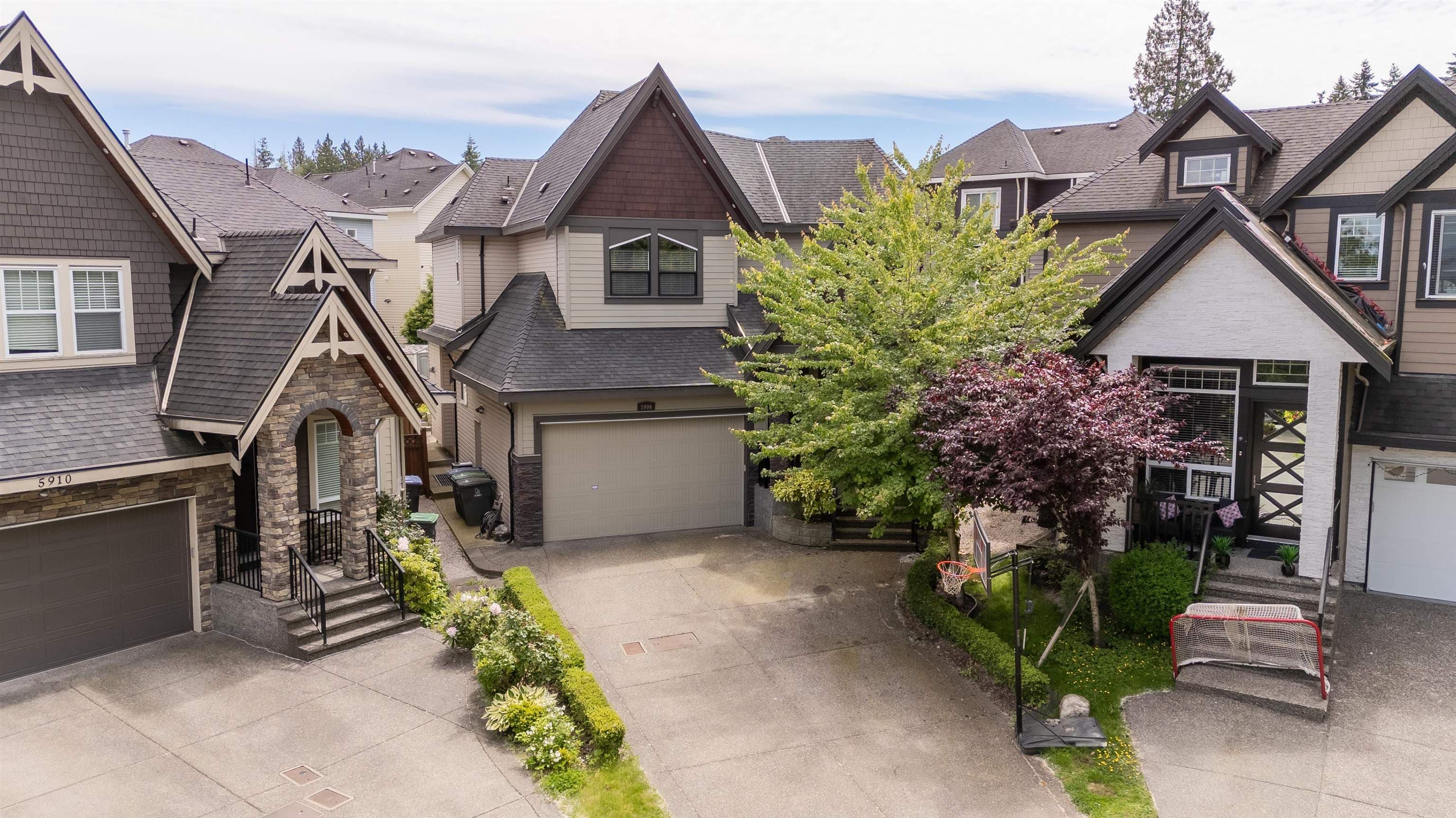 5906 139 Street, Surrey, V3X 0G6 — photo 2