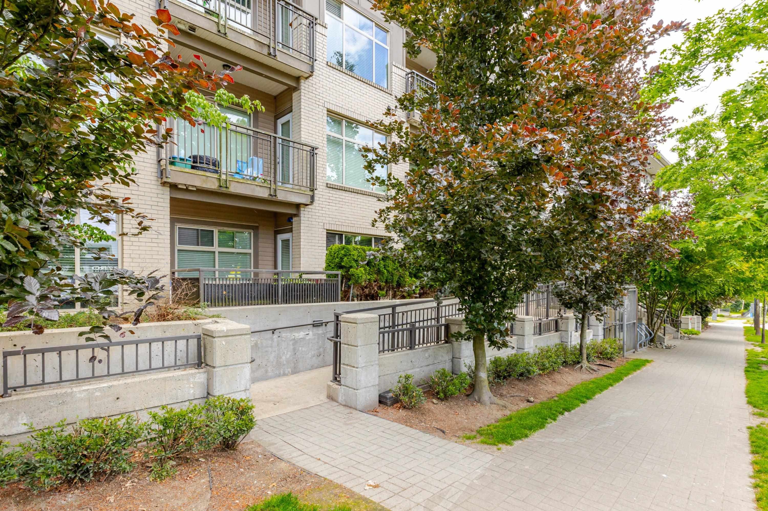 113 - 13468 King George Boulevard, Surrey, V3T 0H5 — photo 2