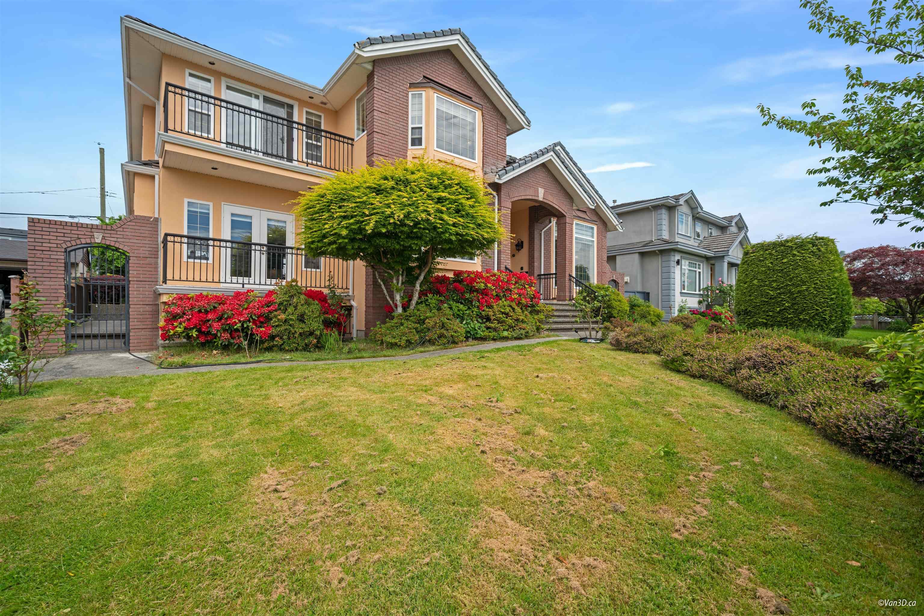 6589 Kitchener Street, Burnaby, V5B 2J7 — photo 3