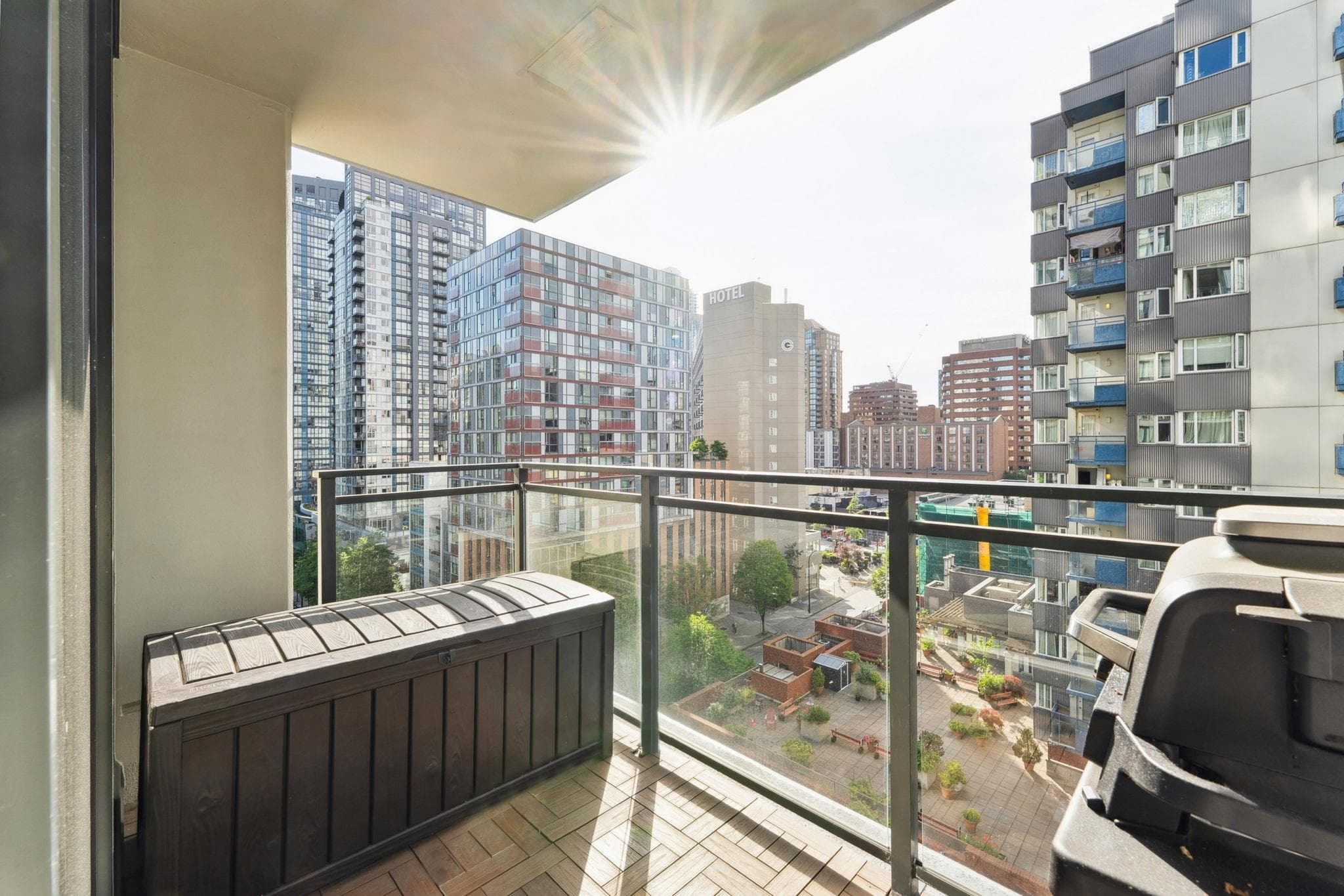 1102 - 1082 Seymour Street, Vancouver, V6B 1X9 — photo 4