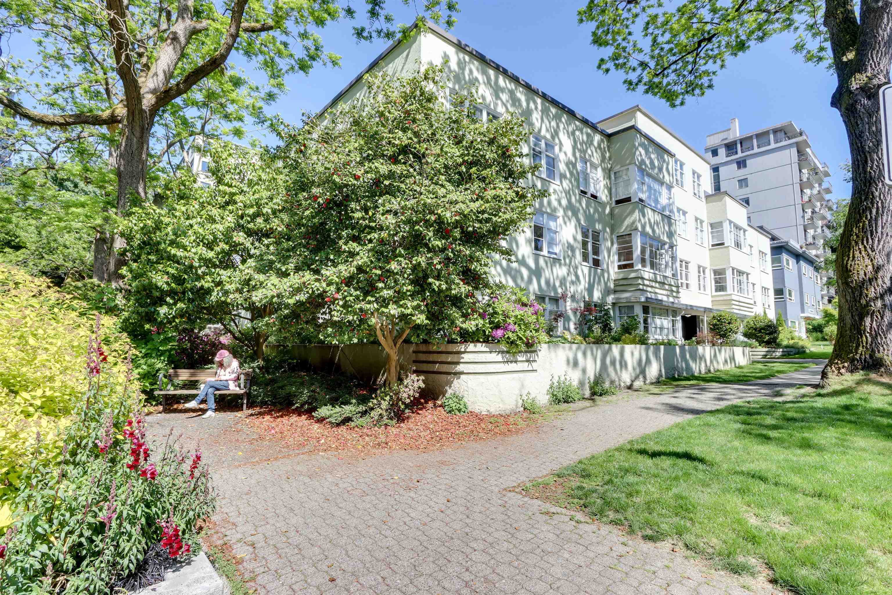 303 - 1565 Burnaby Street, Vancouver