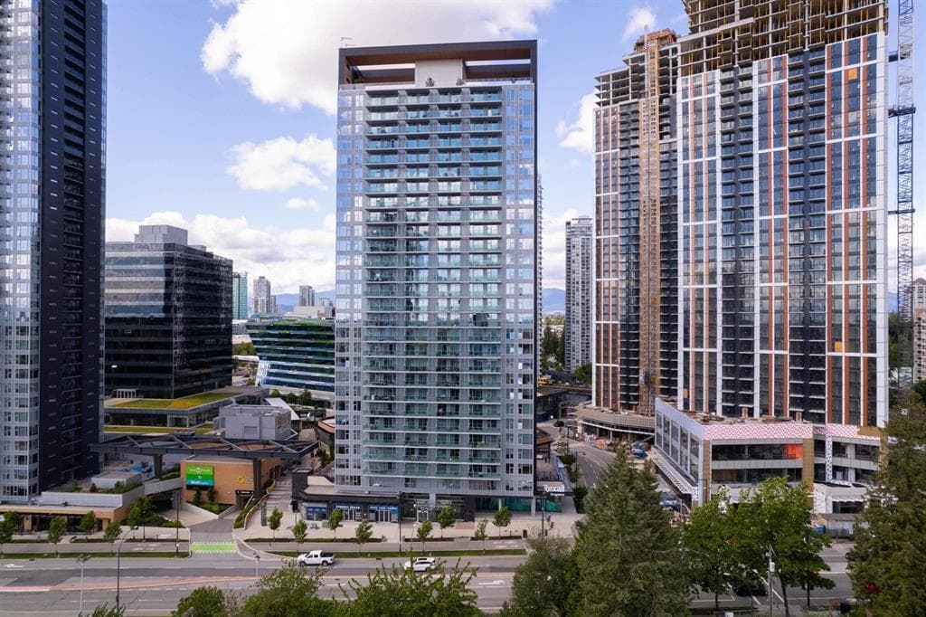 2303 - 13655 Fraser Highway, Surrey, V3T 0P8 — photo 3