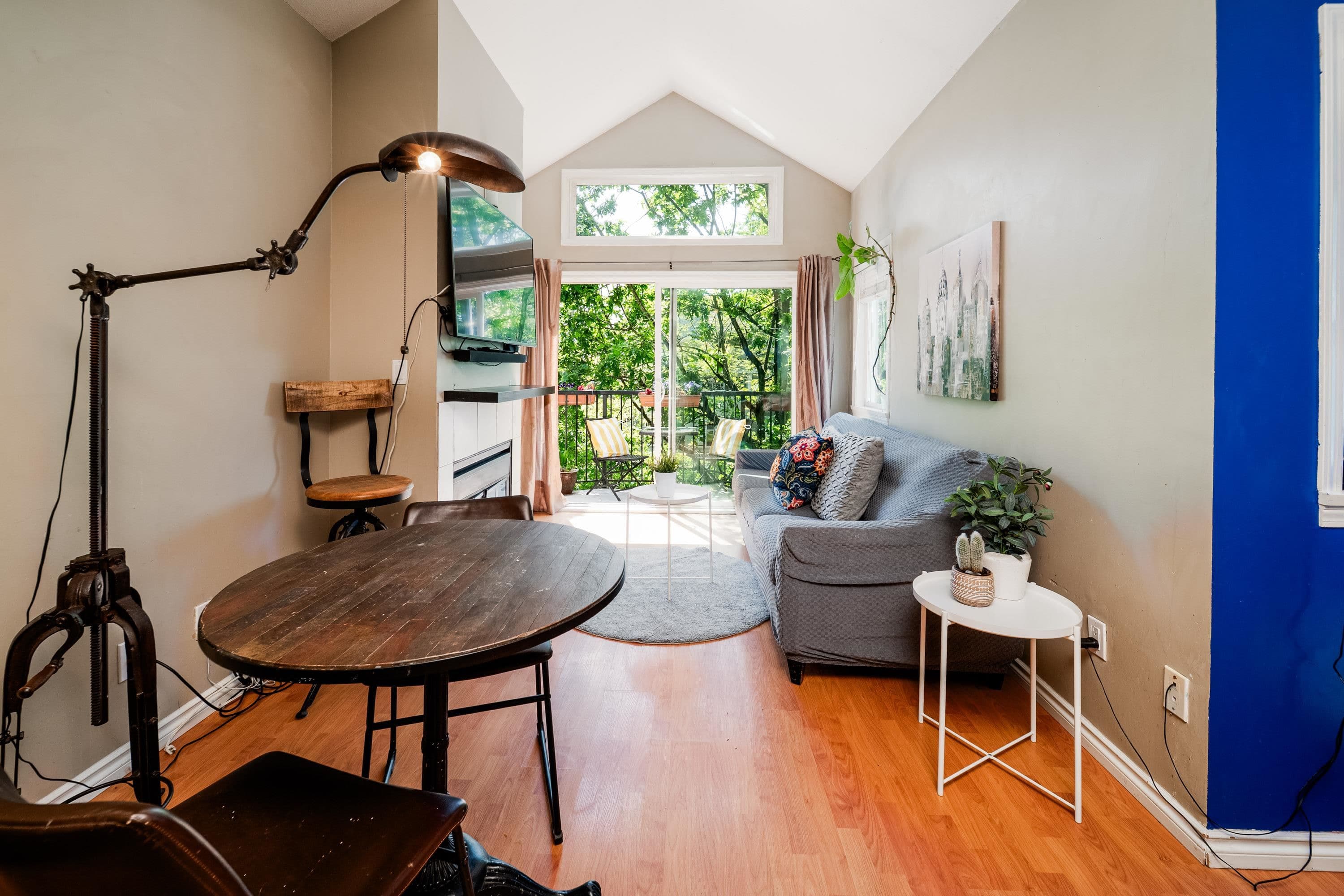 303 - 633 W 16th Avenue, Vancouver, V5Z 1S5 — photo 3