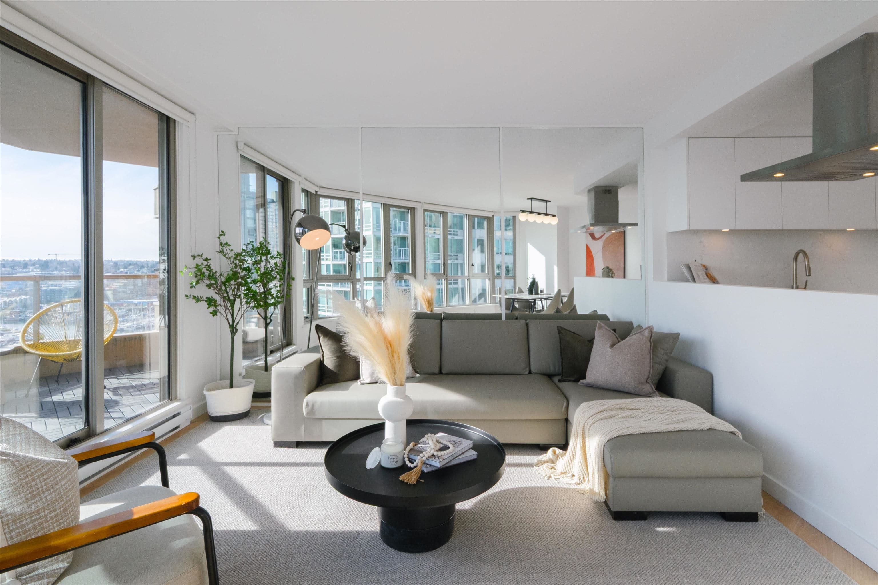 1501 - 1625 Hornby Street, Vancouver, V6Z 2M2 — photo 4